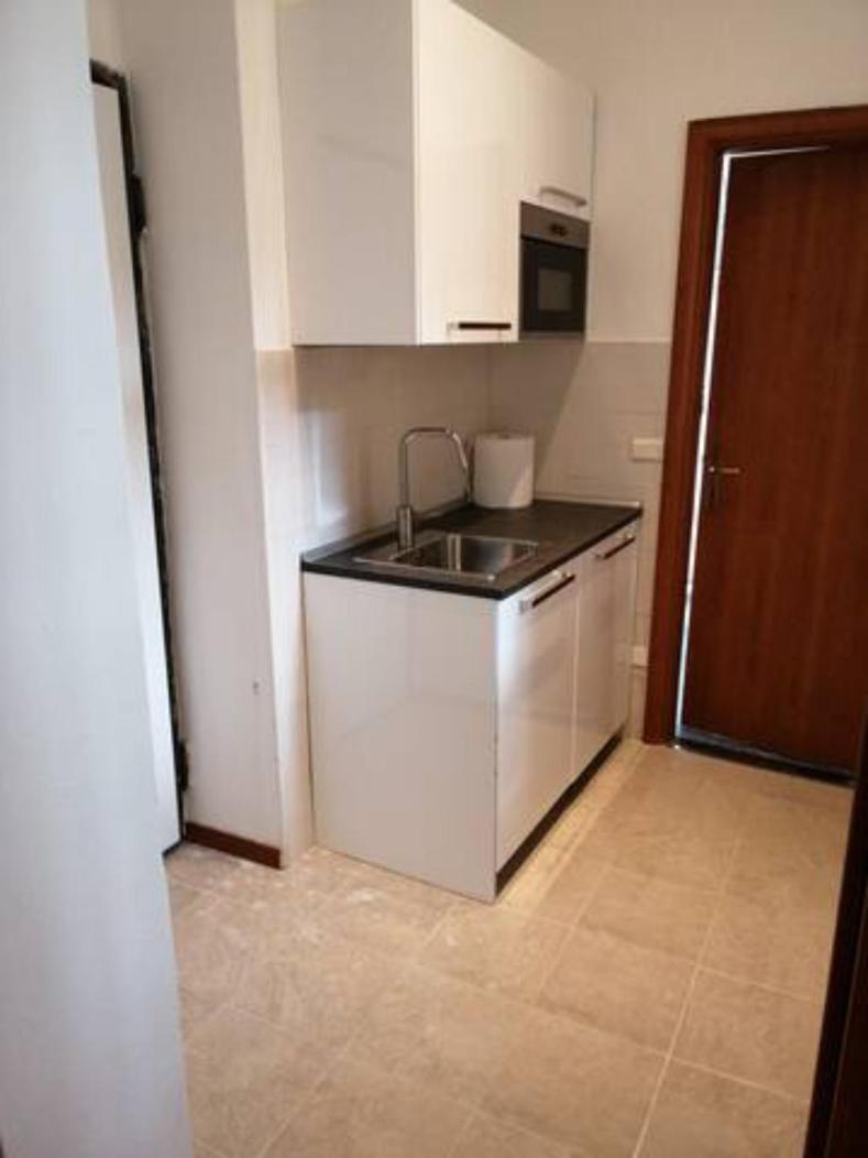 Trilocale Zona Loreto Mm1 - Viale Monza 10 *
