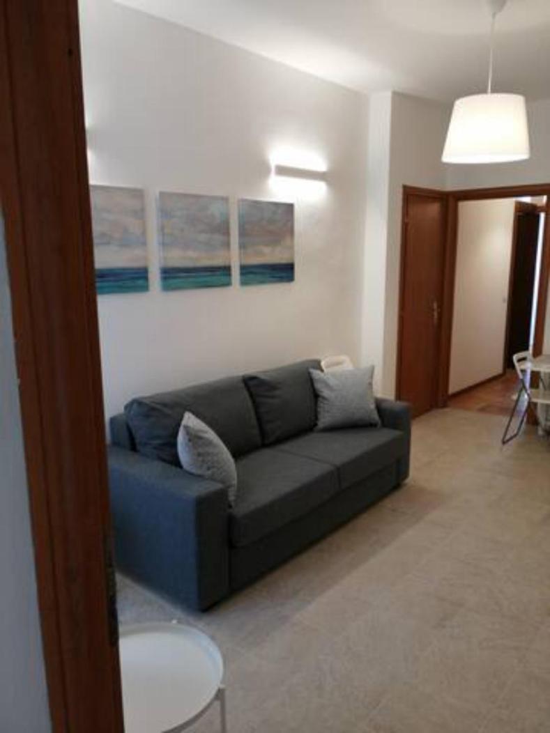 Apartamento Trilocale Zona Loreto Mm1 - Viale Monza 10 Milão