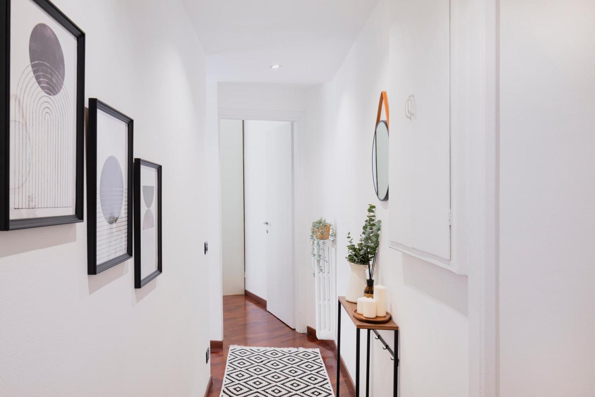 Stylish And Cozy Close To Naviglio Apartment
