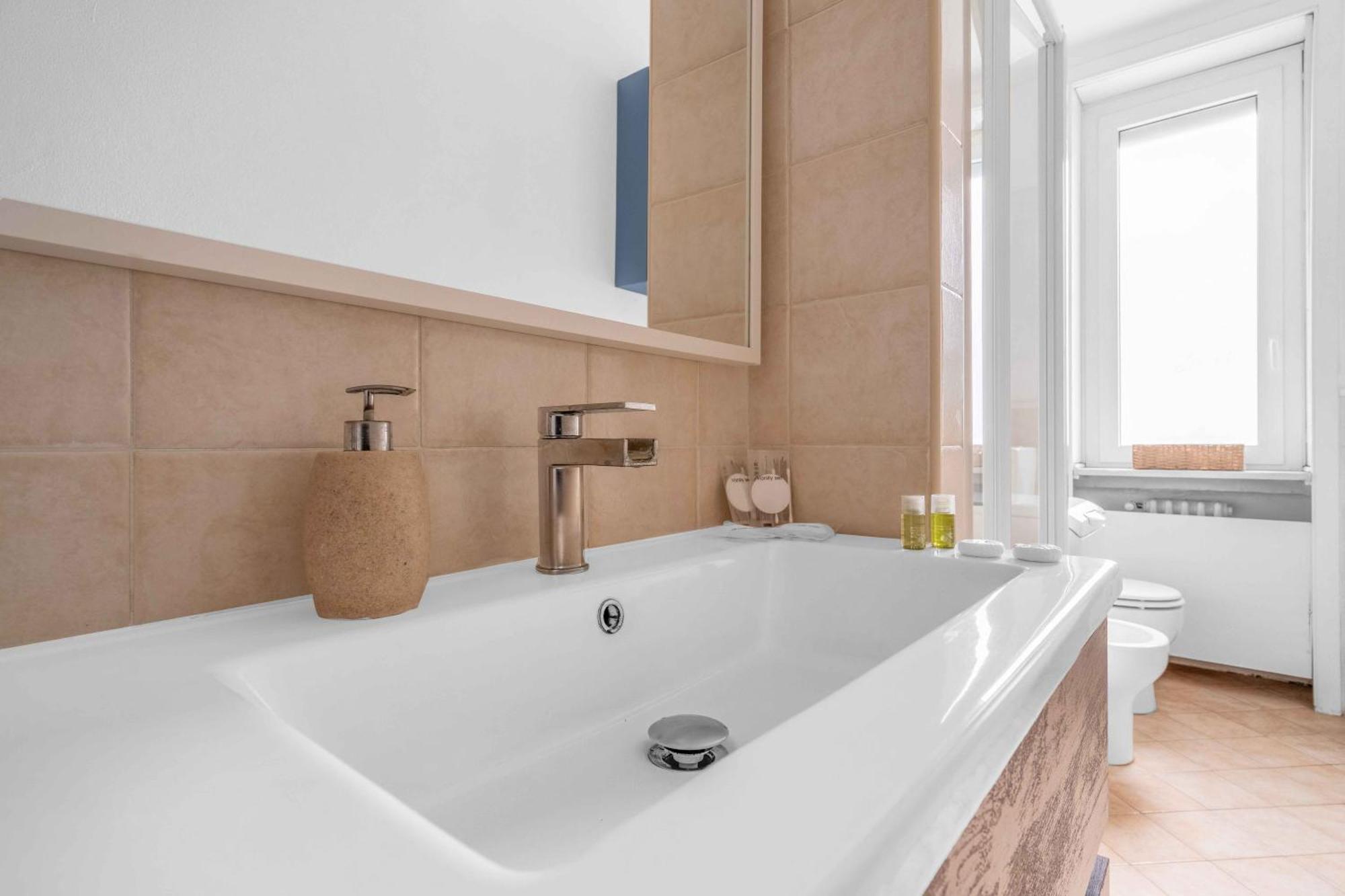 Apartamento Duomo 10min - Eleganza Urbana Casa Esclusiva *