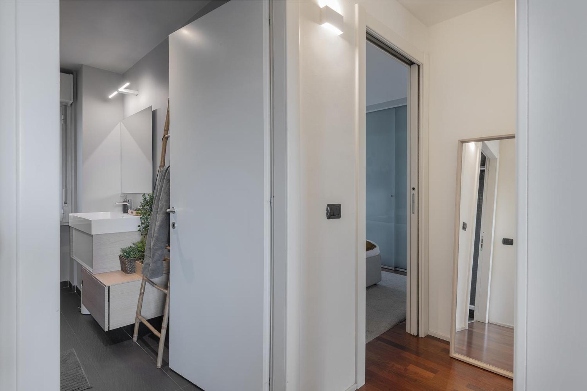 Apartment Giresio 41 - Your Penthouse With Rooftop Garden In Navigli - Wifi Milan