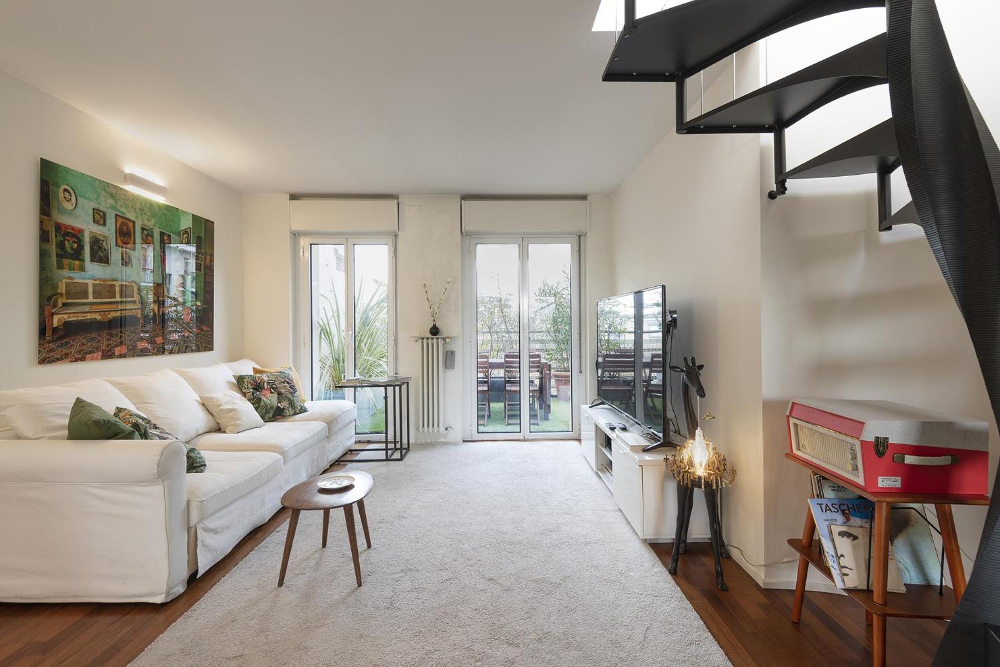 Apartment Giresio 41 - Your Penthouse With Rooftop Garden In Navigli - Wifi Milan
