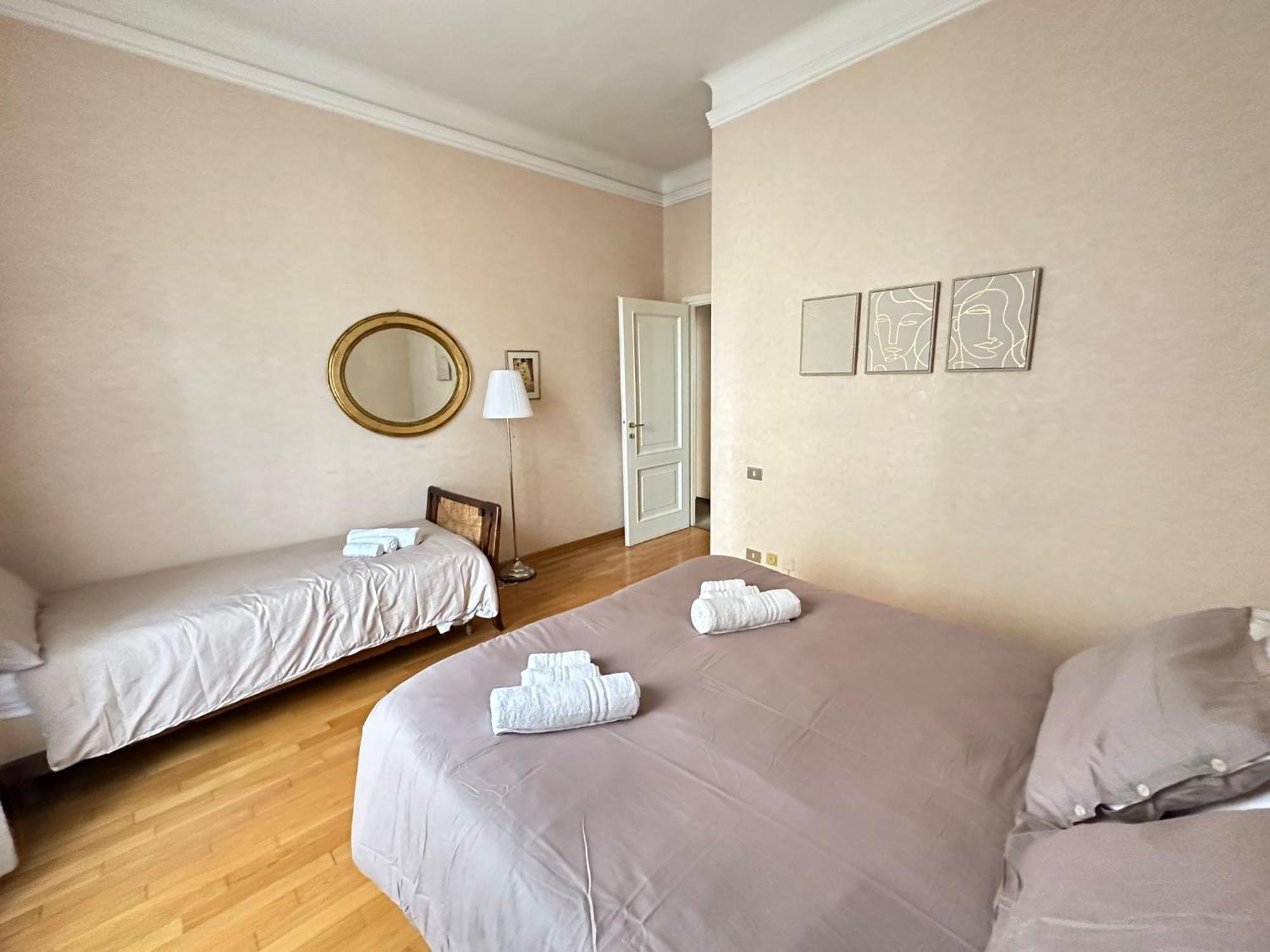 Elegant House Near Citta Studi * Milan