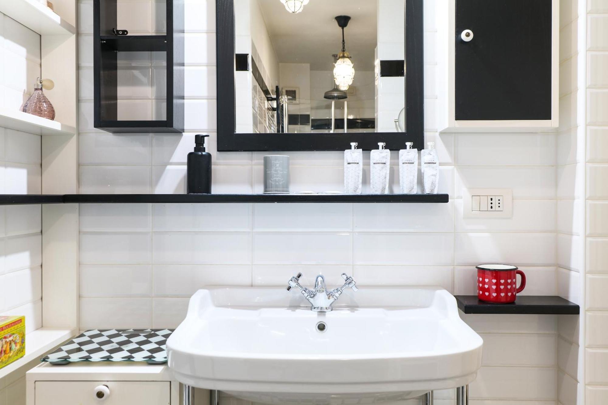 A Nest For Design Lovers In Navigli Apartment Milan