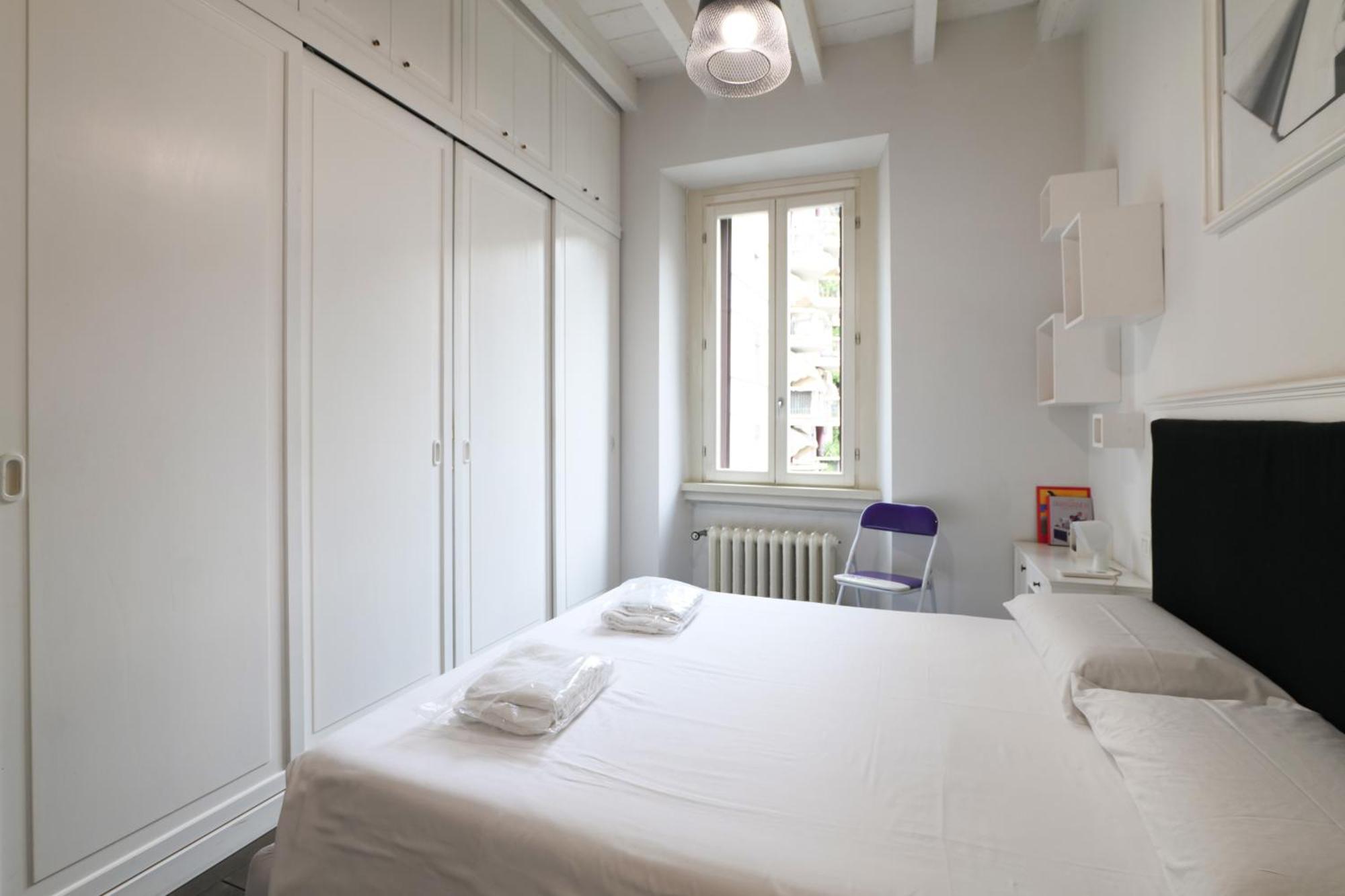 Apartment A Nest For Design Lovers In Navigli Milan