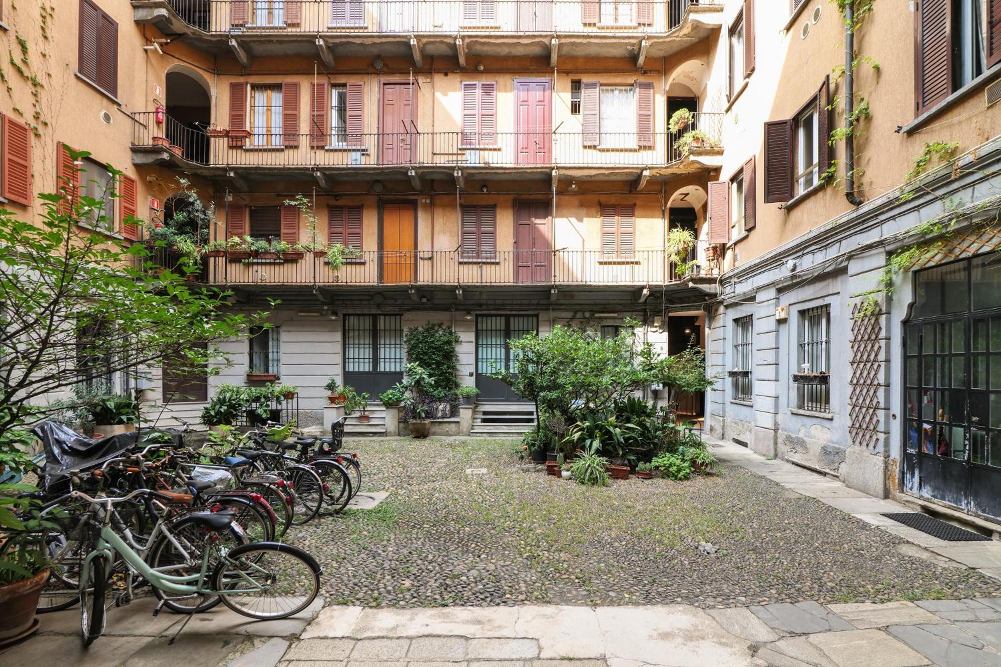 Apartment A Nest For Design Lovers In Navigli
