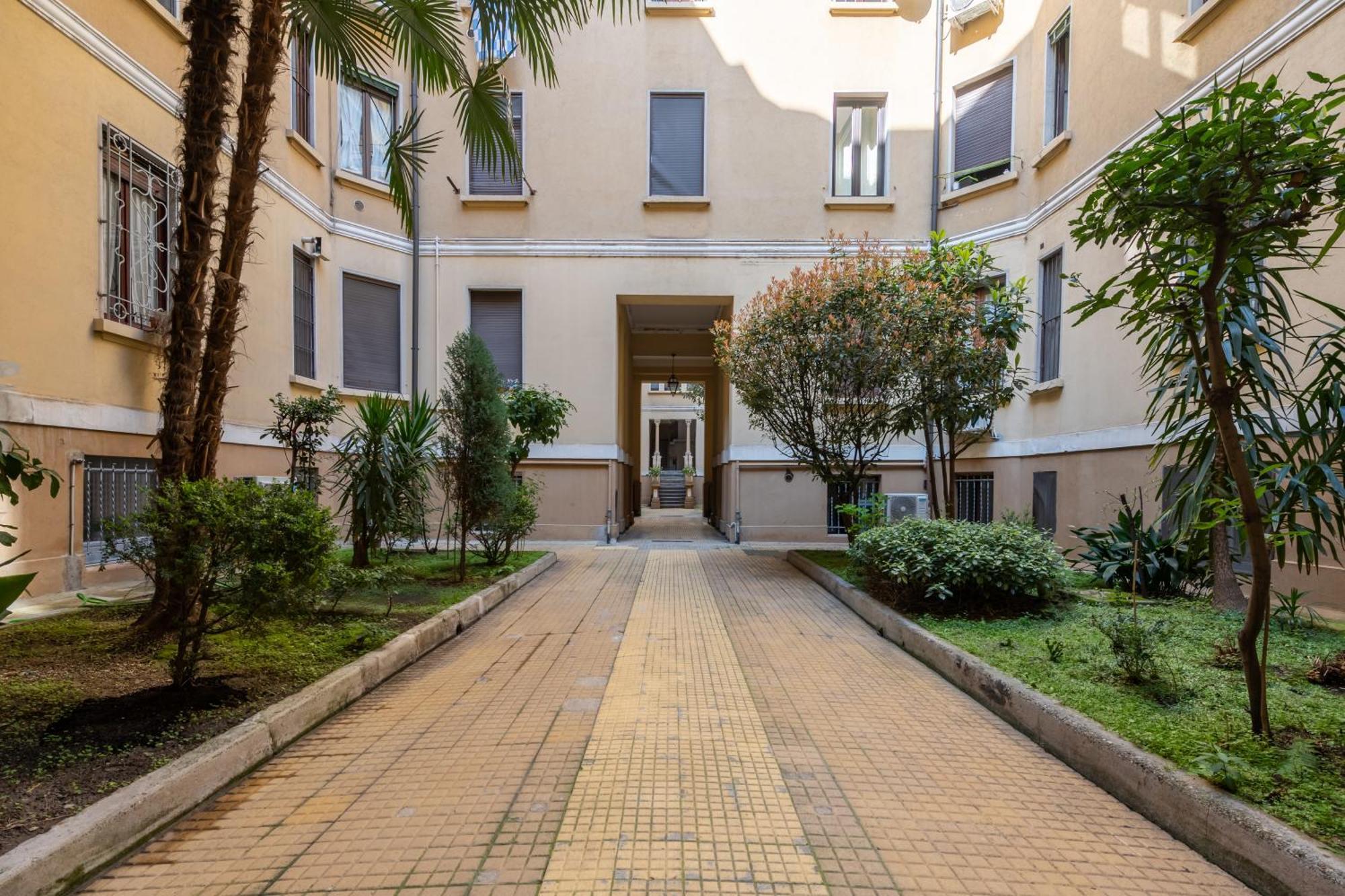 Life Is Beautiful Porta Romana Apartment Milan