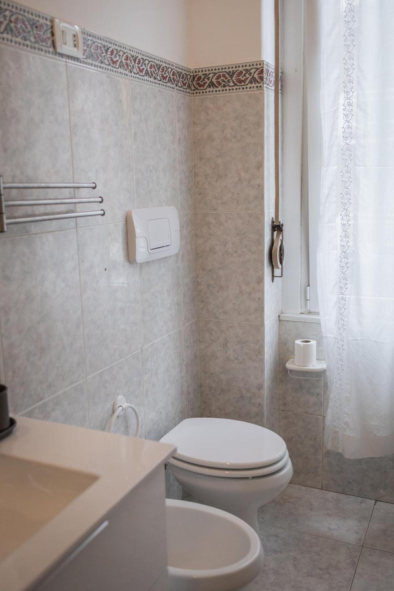Apartment Fee4me Bright & Comfort In Milan