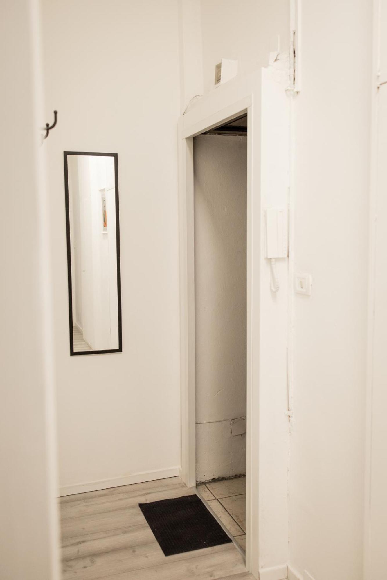 Fee4me Bright & Comfort In Apartment