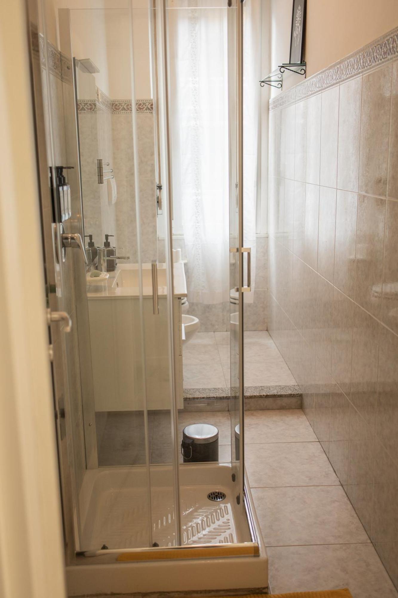Fee4me Bright & Comfort In Apartment Milan