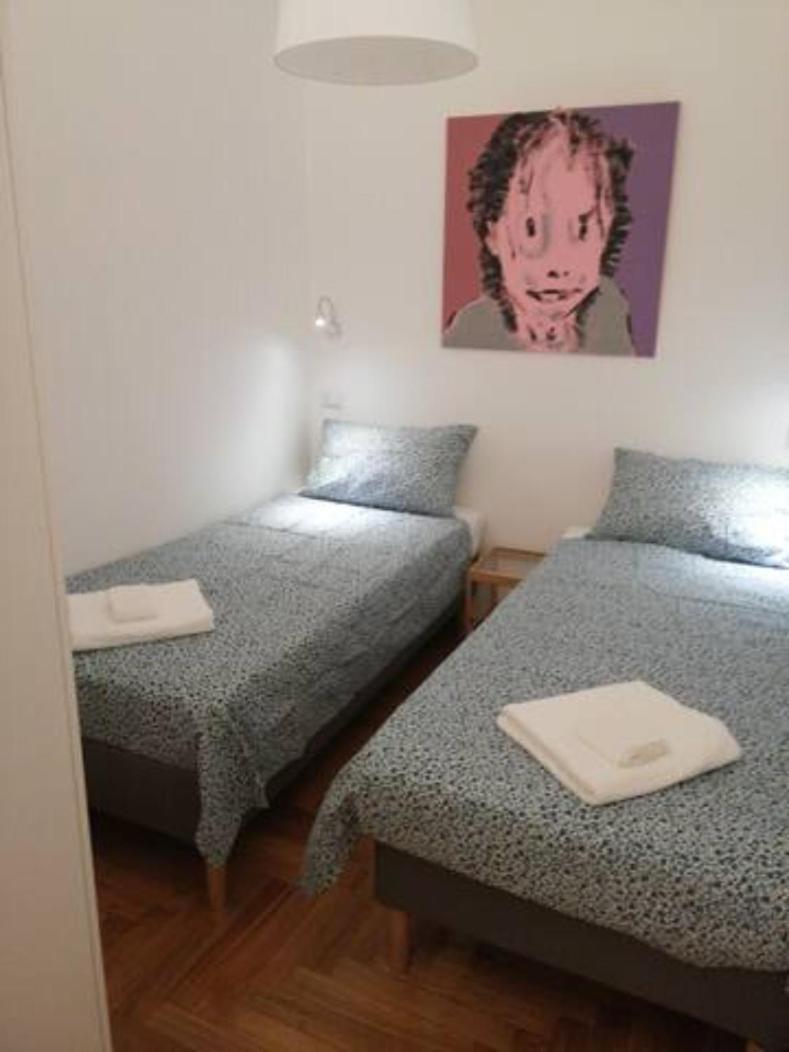 Trilocale Zona Loreto Mm1 - Viale Monza 10 *