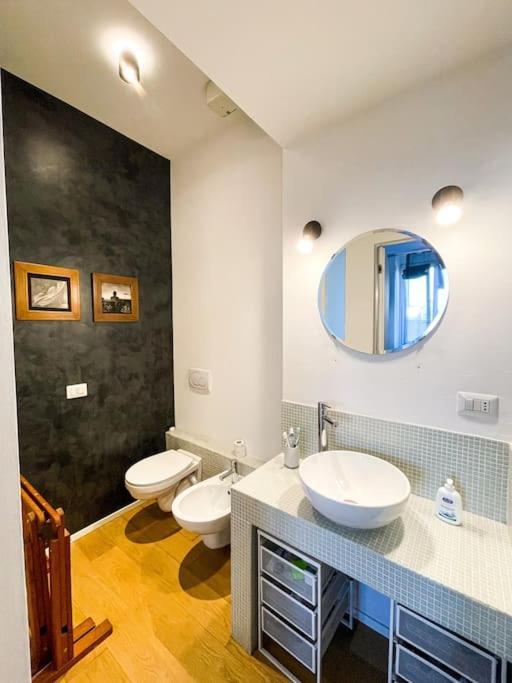 Apartment Garibaldi-isola - Moderno Bilocale Con Balcone Milan