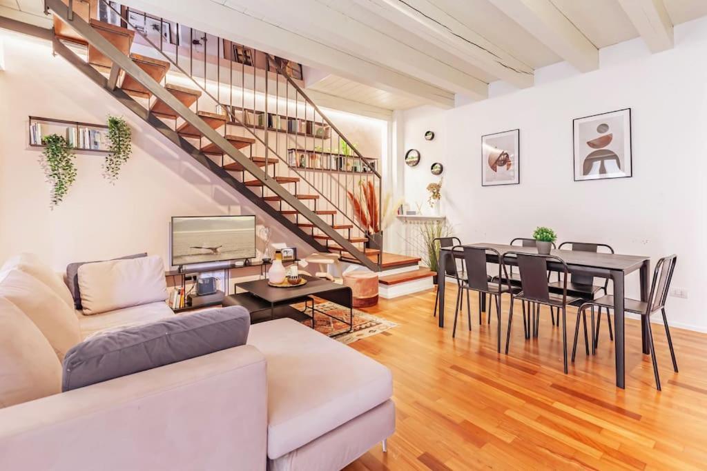 Elegante Loft Su 2 Piani A 5 Minuti Da San Siro * Milan