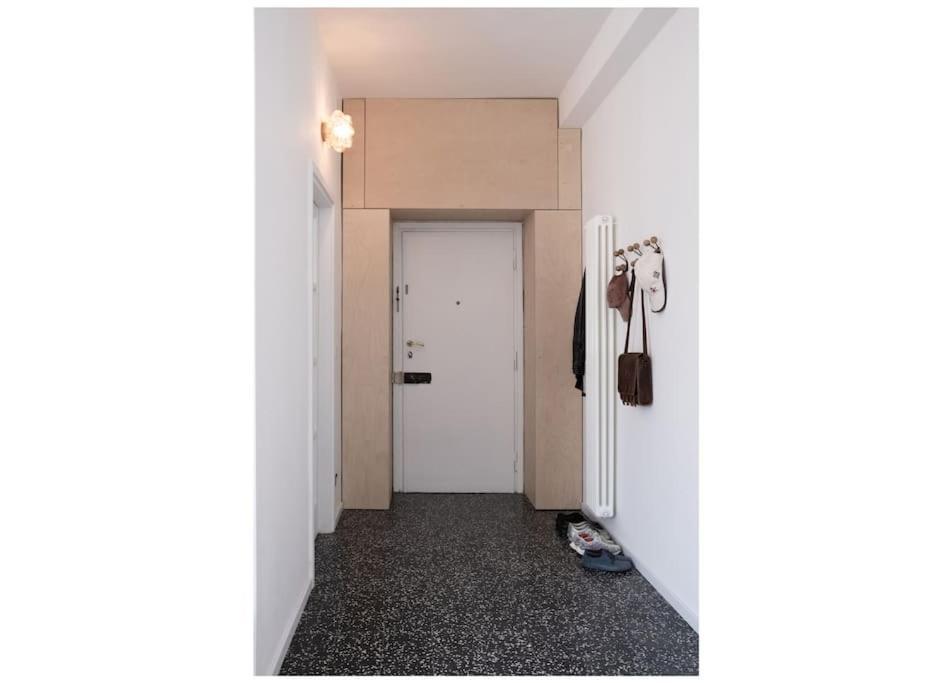 Trilocale Minimal Sui Navigli Apartamento