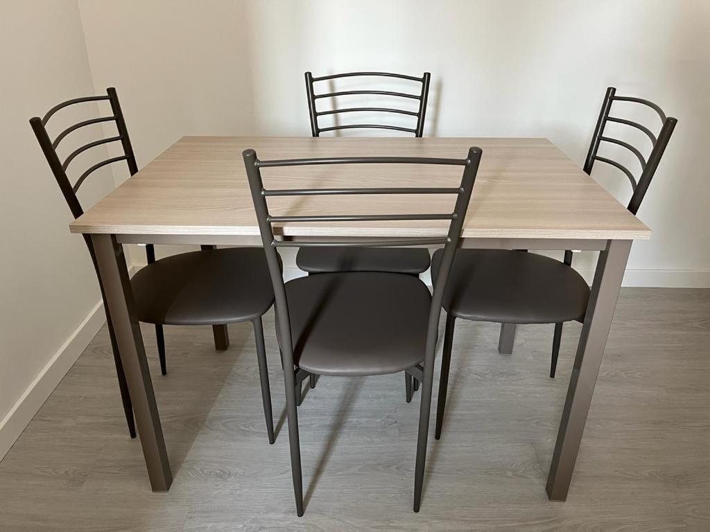 Apartamento Bilocale Metro 4 - Linate Airport E Duomo 10 Min *