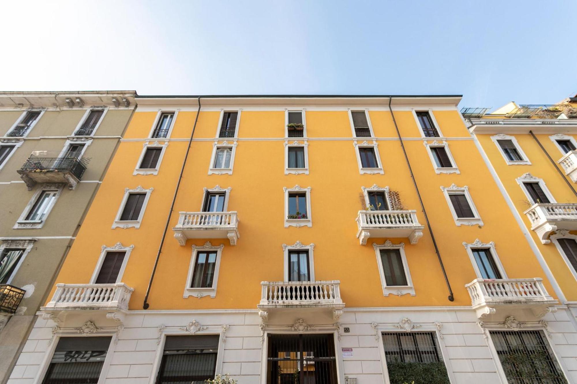 Accademia By Halldis Milan