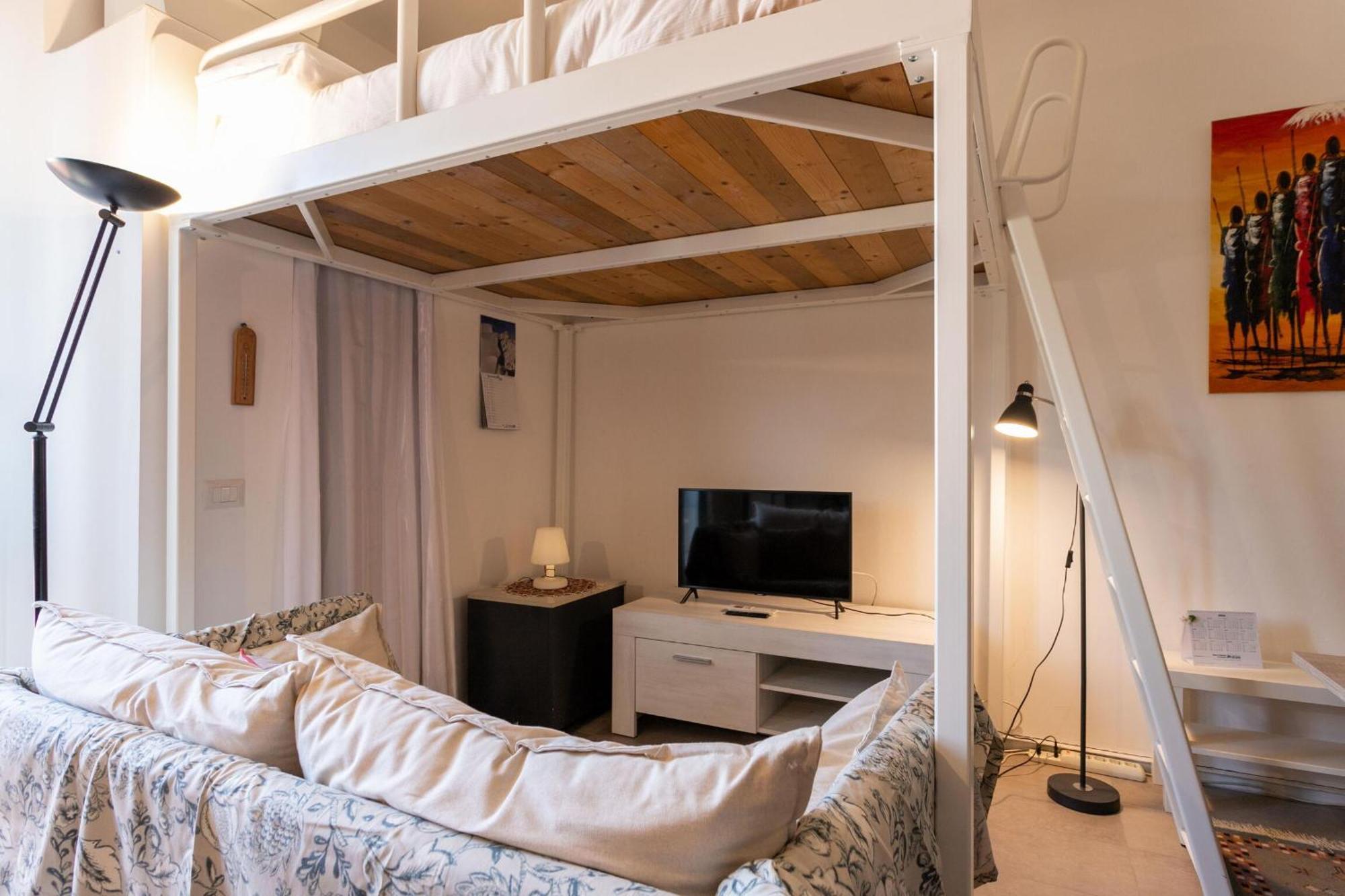Accademia By Halldis Milan