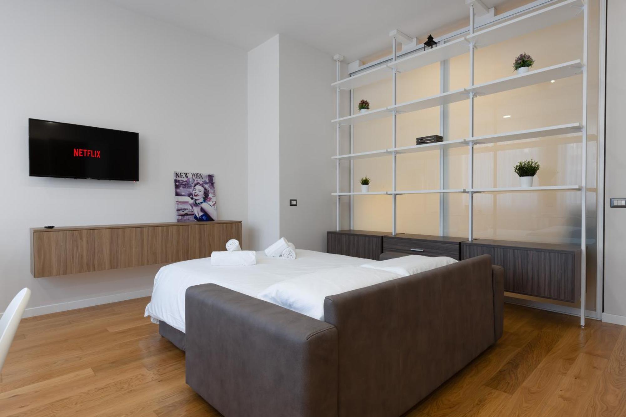 Apartment Navigli - Uni Bocconi Elegant Suite, Wi-fi, Tram Milan