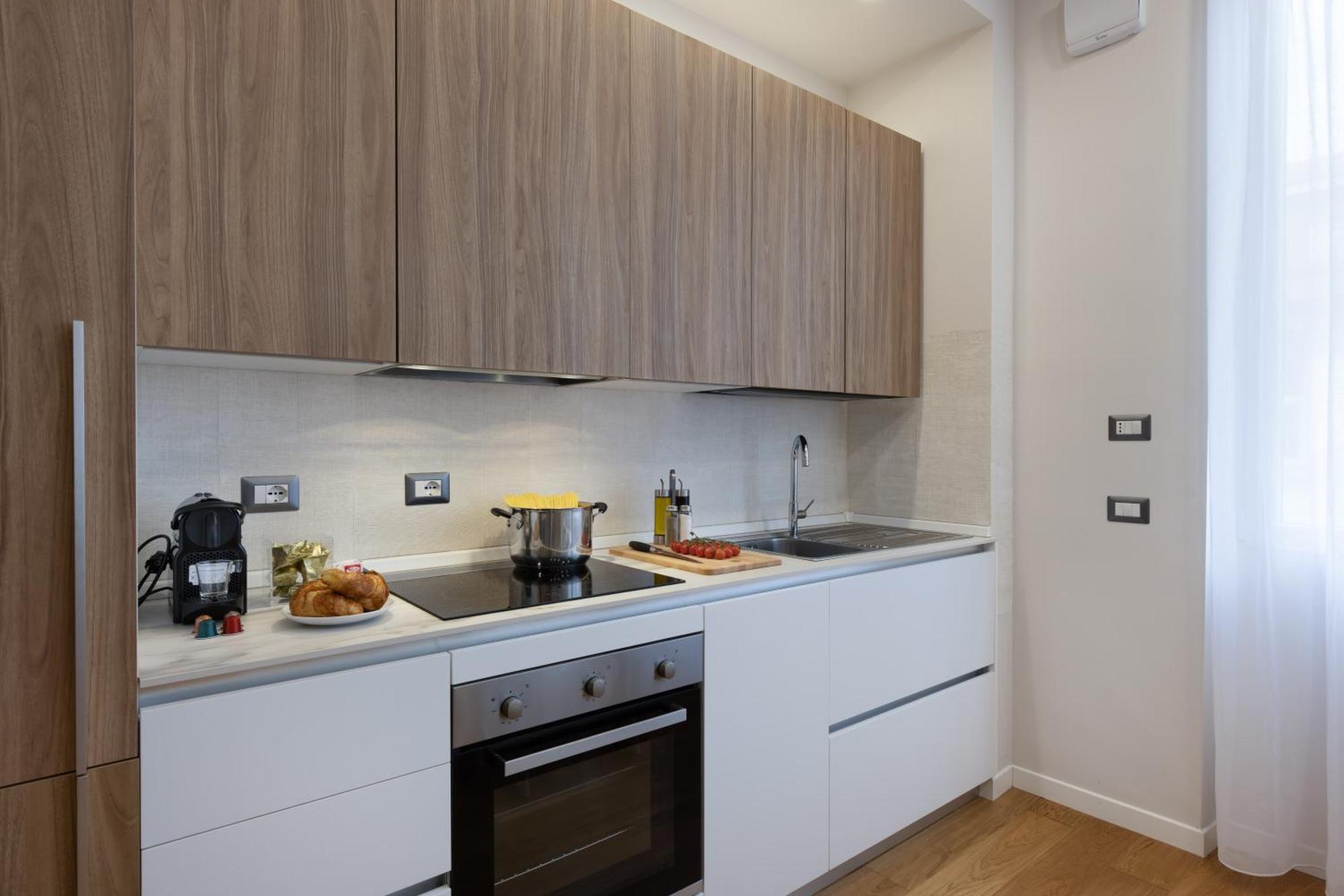 Navigli - Uni Bocconi Elegant Suite, Wi-fi, Tram * Milan