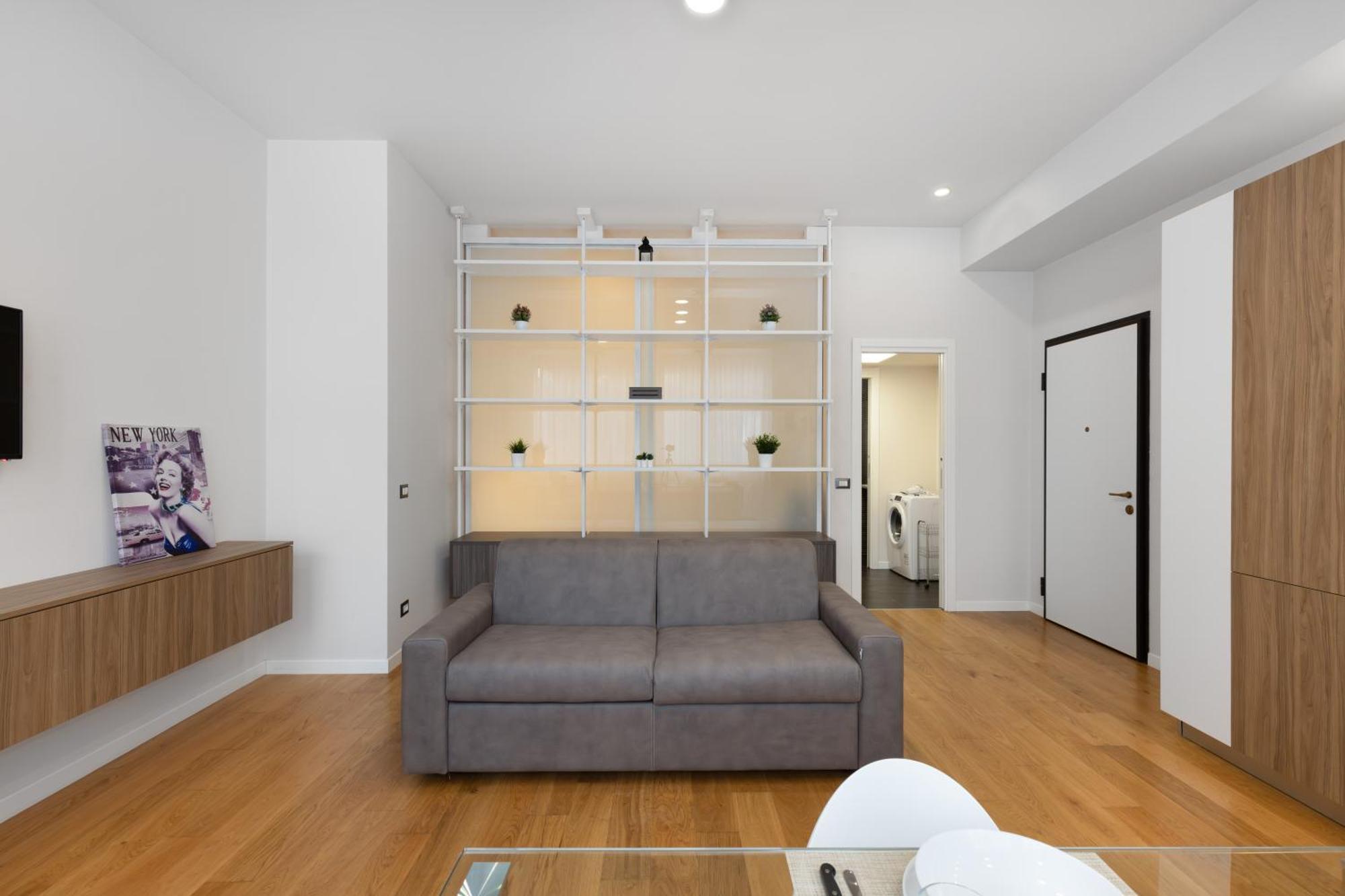 Navigli - Uni Bocconi Elegant Suite, Wi-fi, Tram * Milan