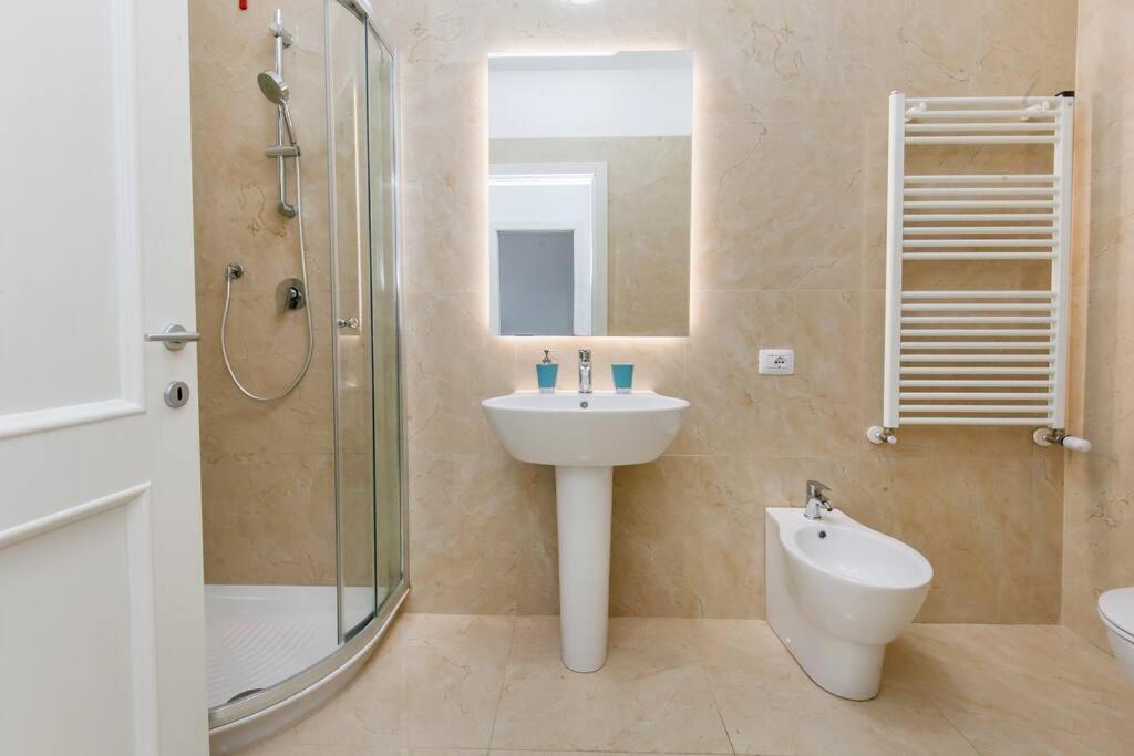 Appartamento 12th Floor Diamond Tower - 72