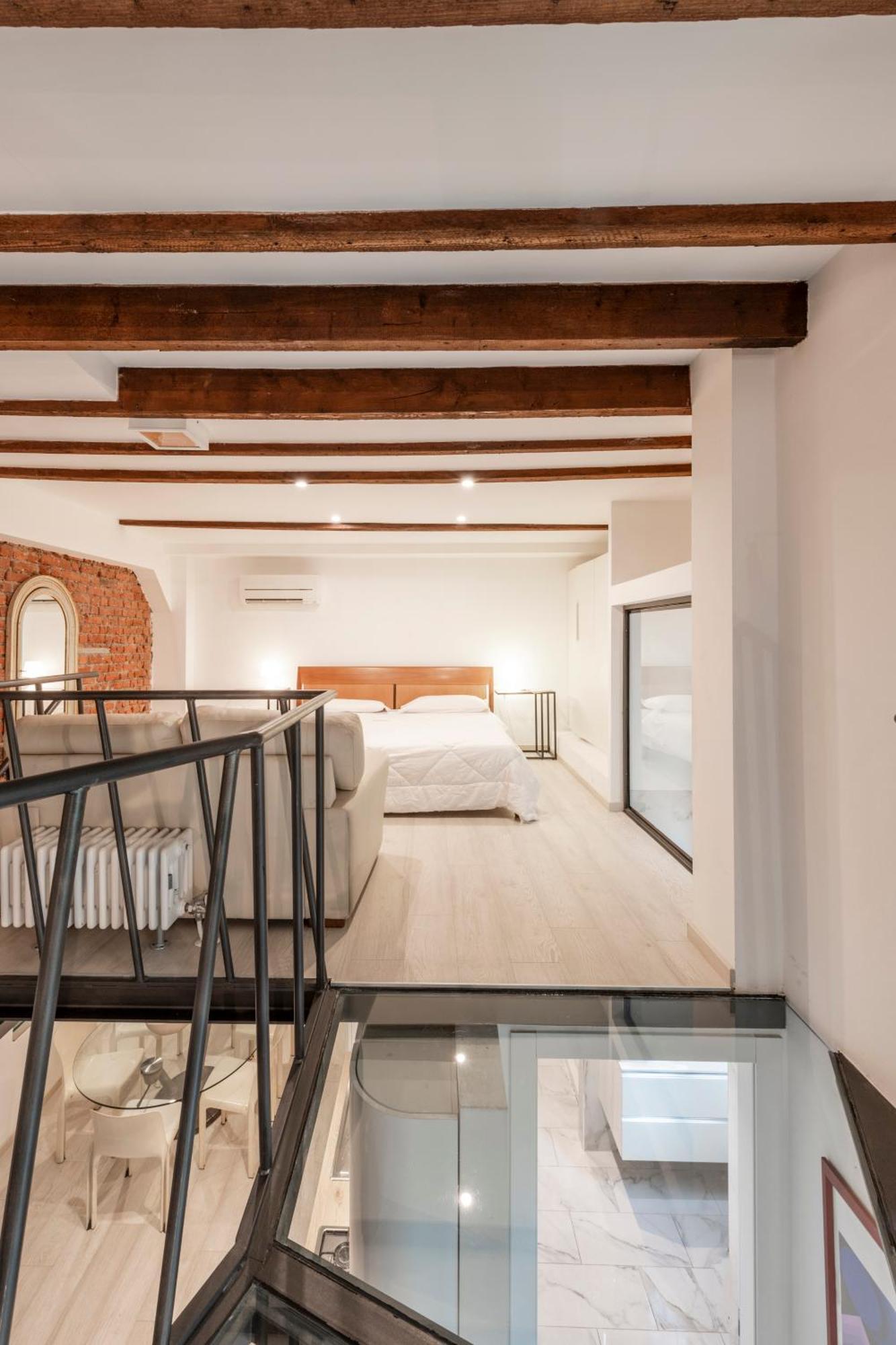 Loft Di Charme Nel Quartiere Isola - Milan
