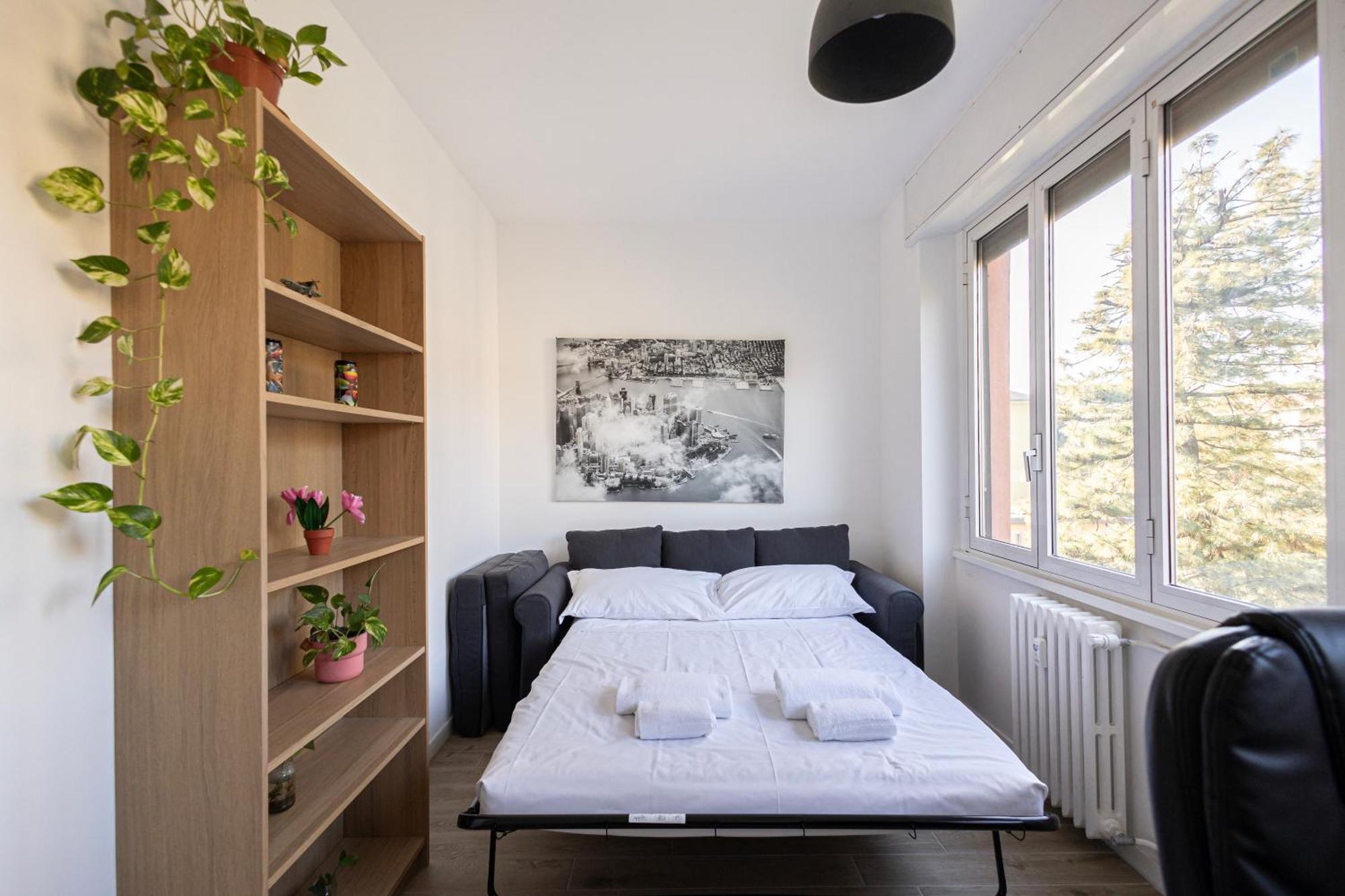 Apartment Splendido Trilocale In Bovisa Milan