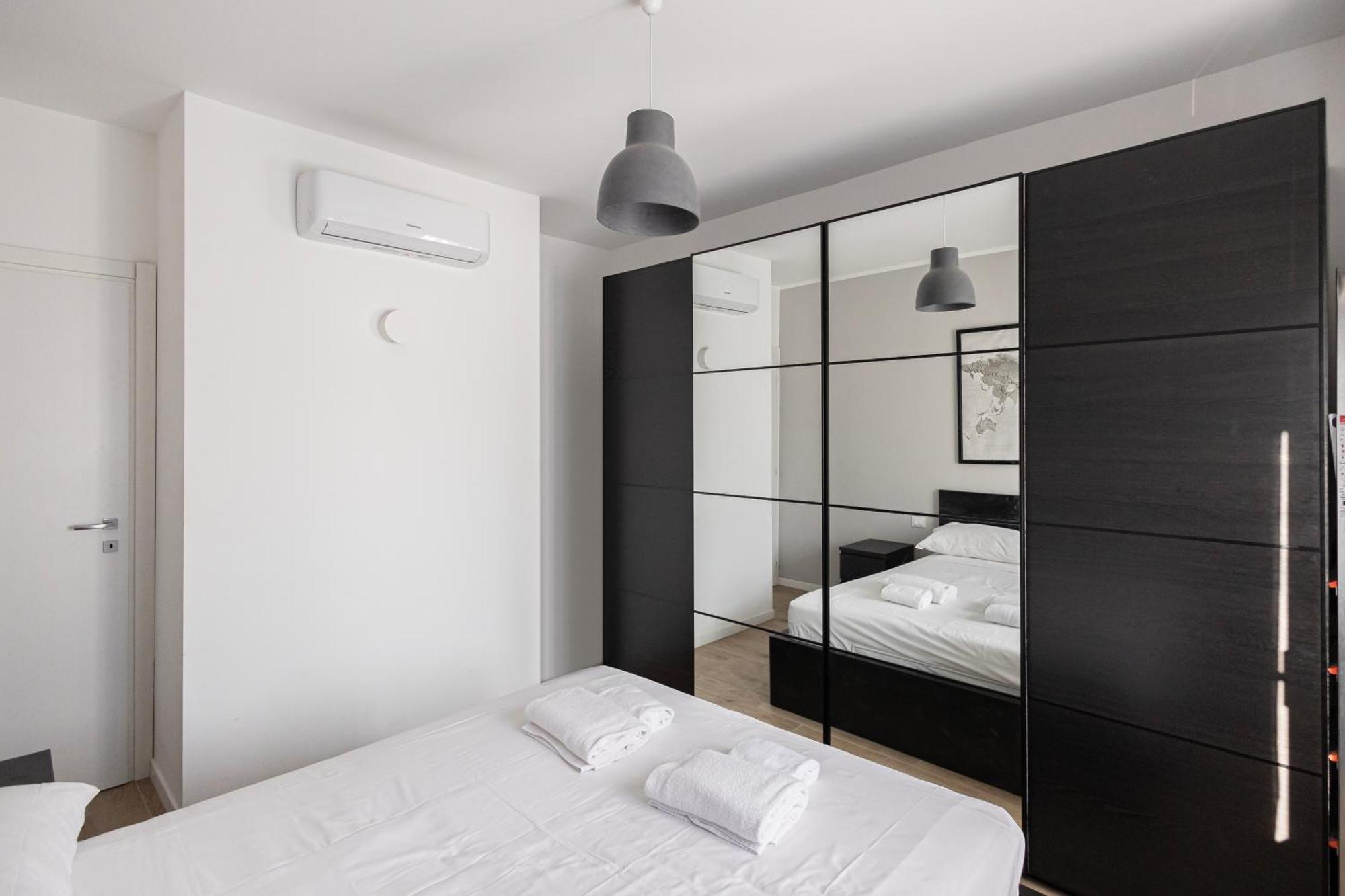 Apartment Splendido Trilocale In Bovisa *