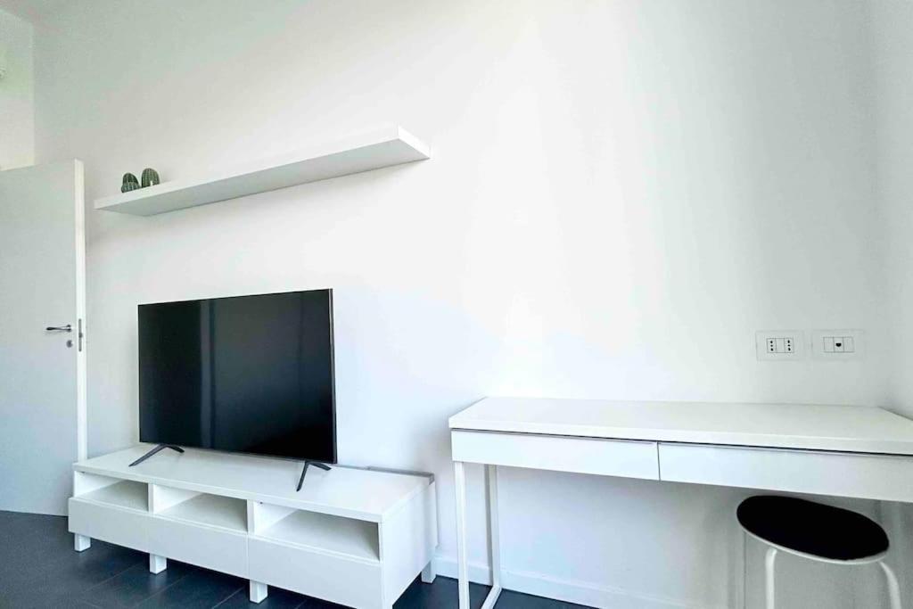 Stadium ~ For Rent * Milan