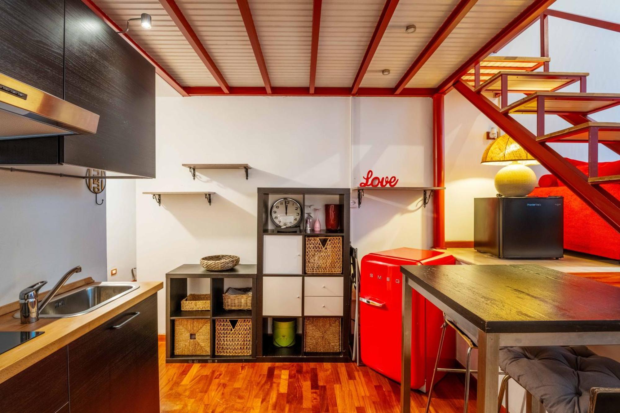 Apartment One Bedroom With Terrace Near Duomo