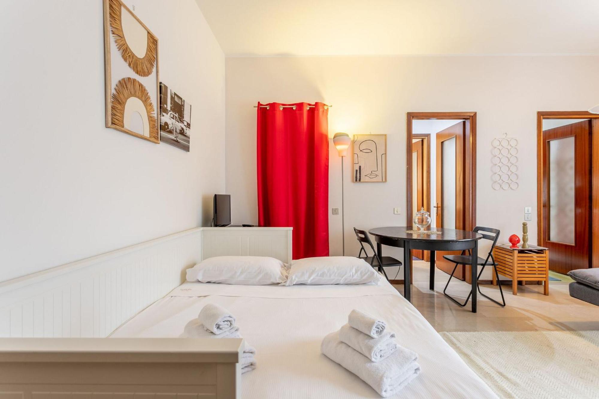 Apartment Rucellai With Shared Pool By Halldis