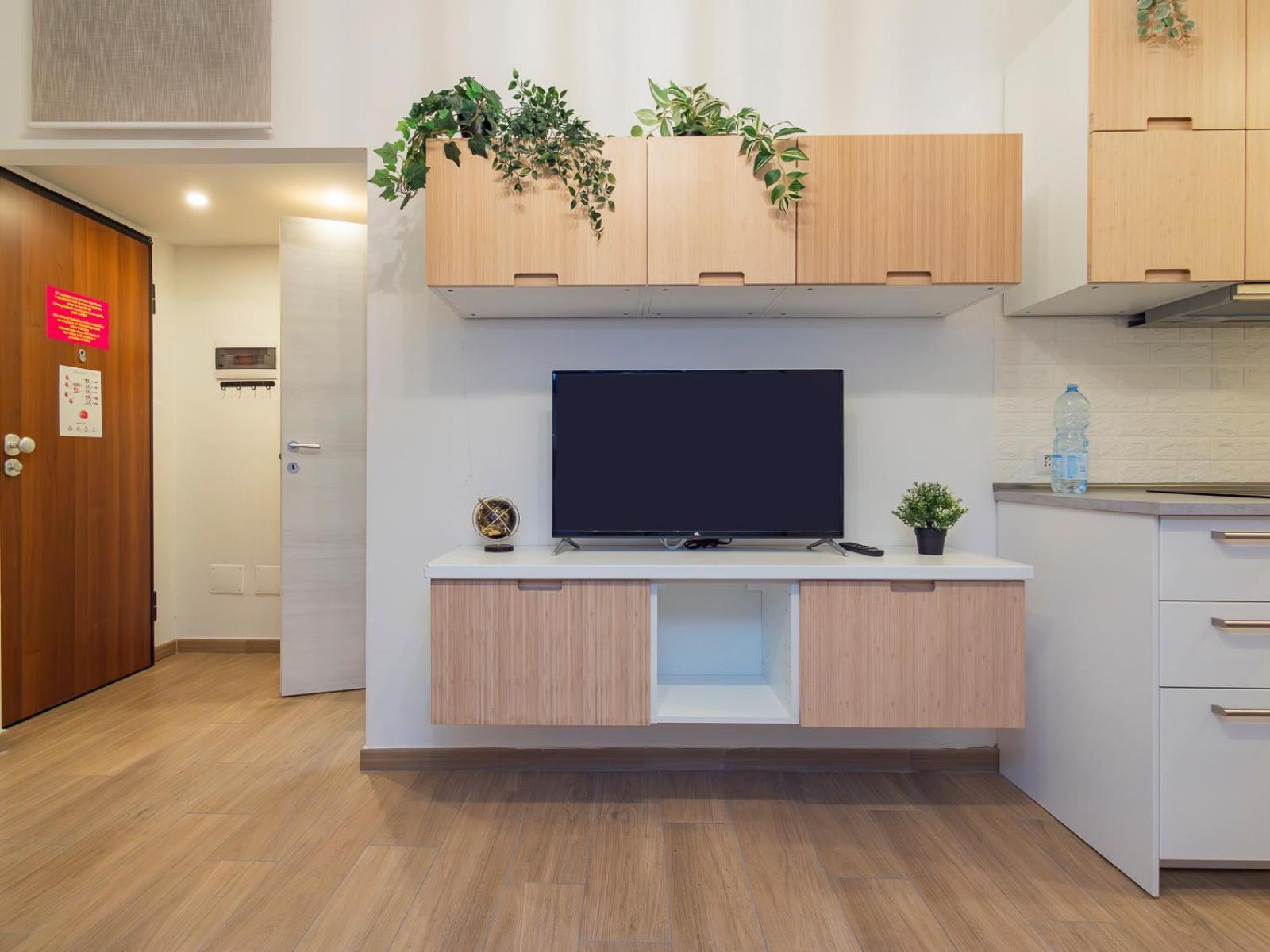 Ihost - Lucania 3 * Milan