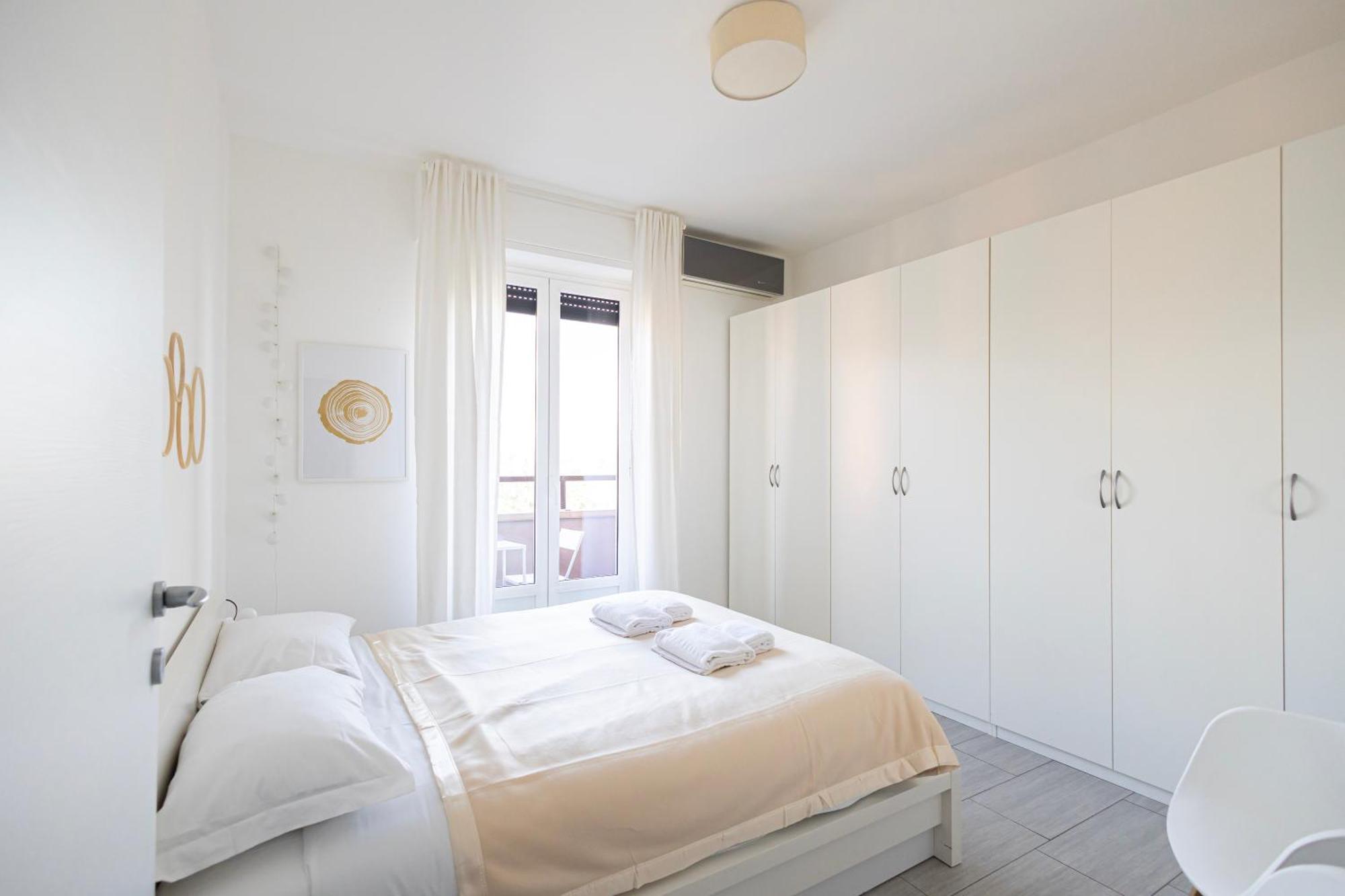 Moderno Bilocale A 400 Metri Dalla Metropolitana Apartment Milan
