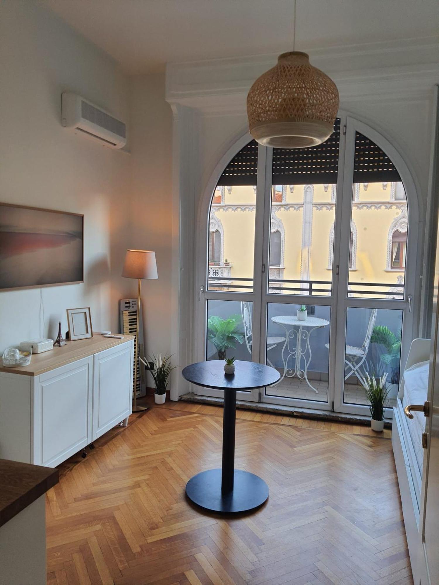 Apartamento Elegante Monolocale - Pecchio 1930 Milão