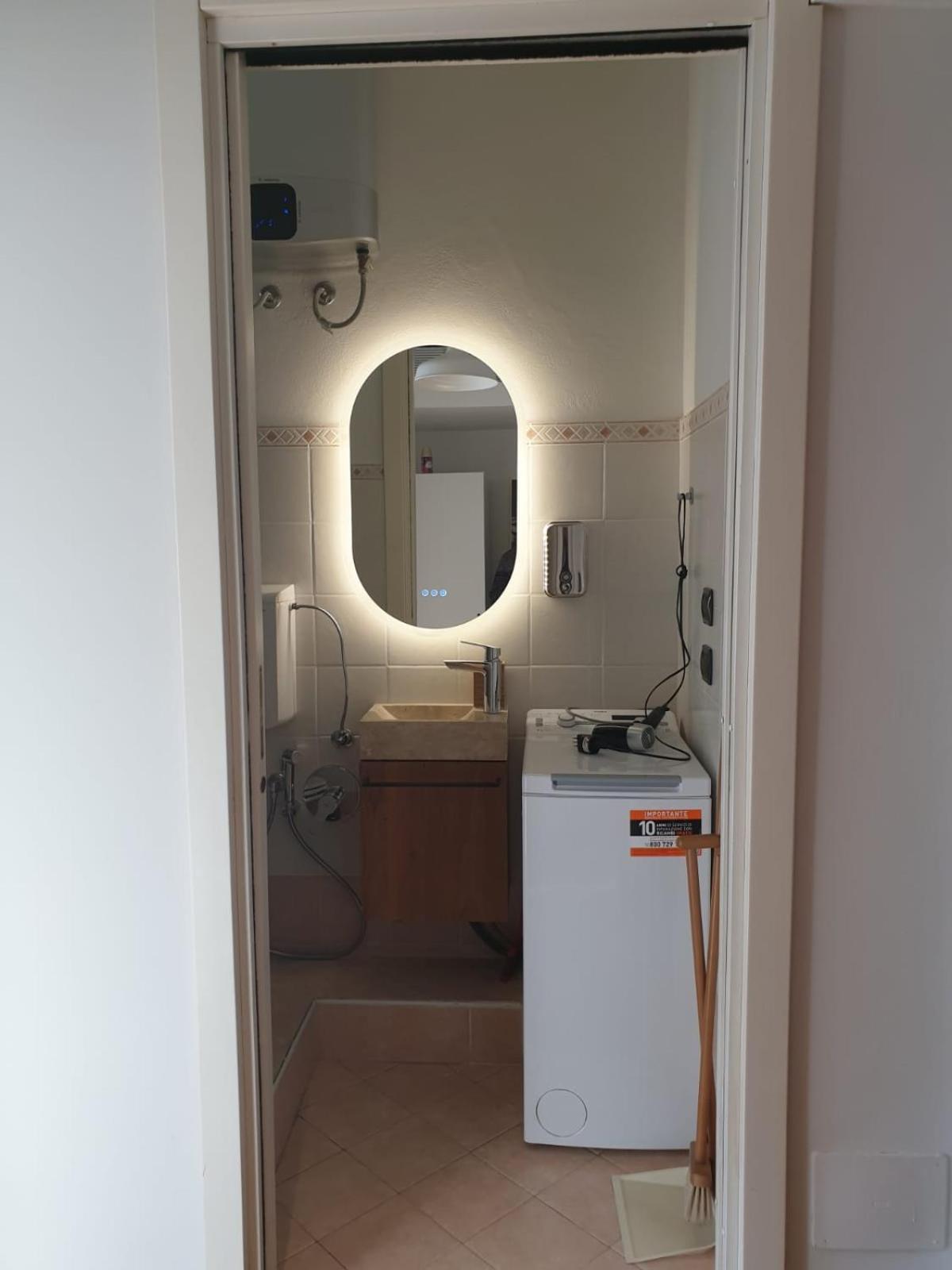 Apartamento Elegante Monolocale - Pecchio 1930 Milão