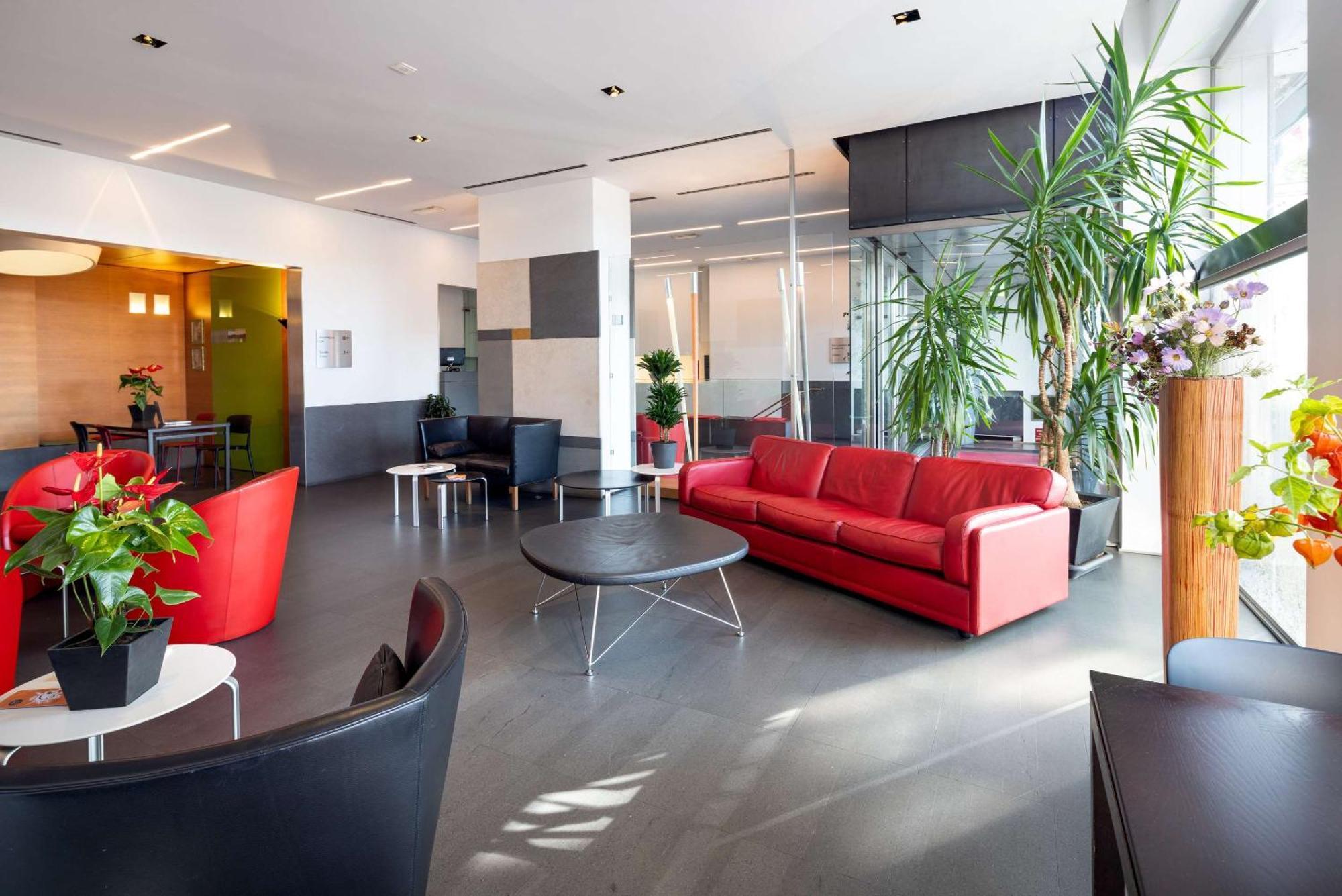 Western Major Milan