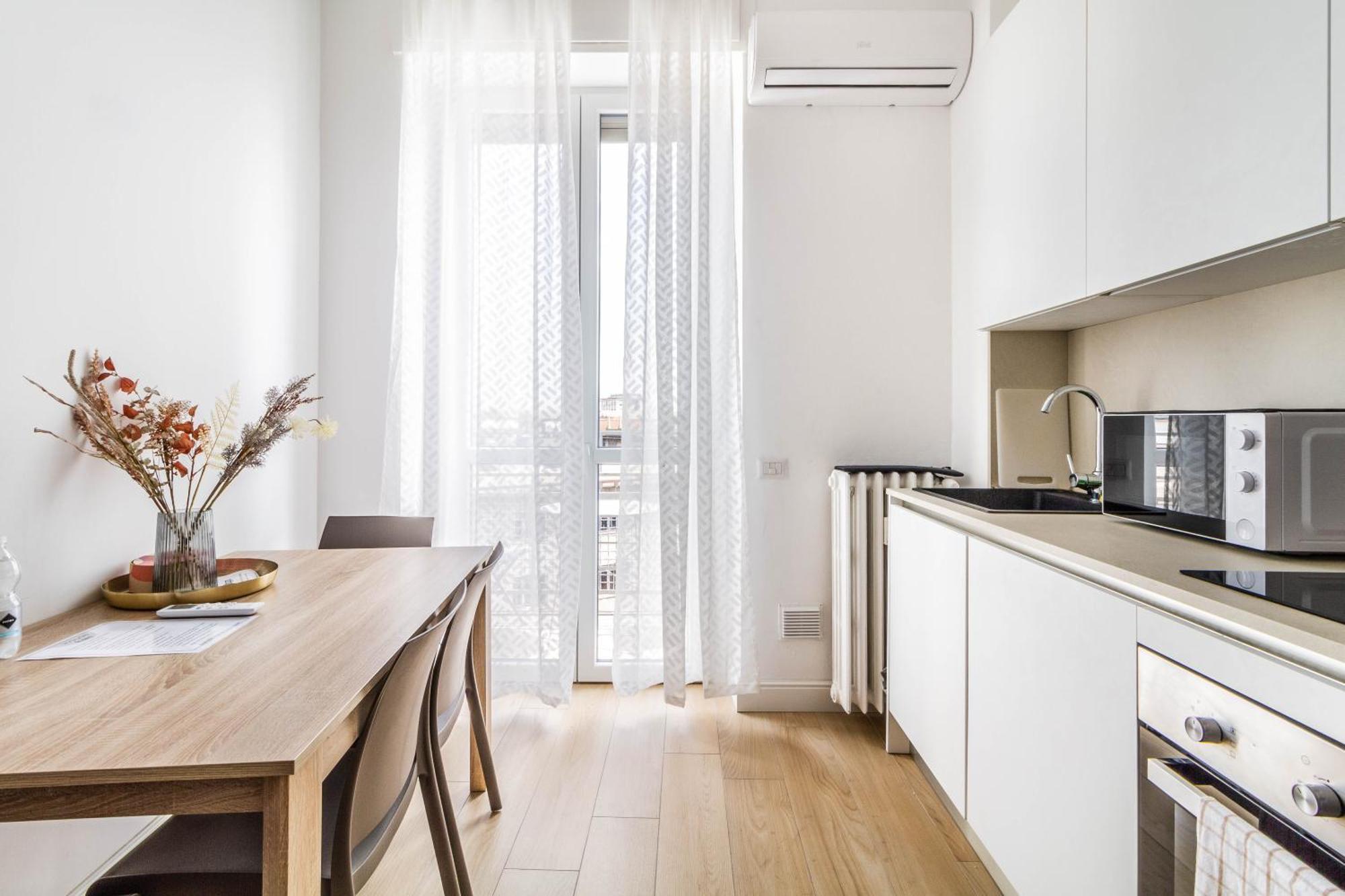 Domusmi Spinoza-5 * Milan
