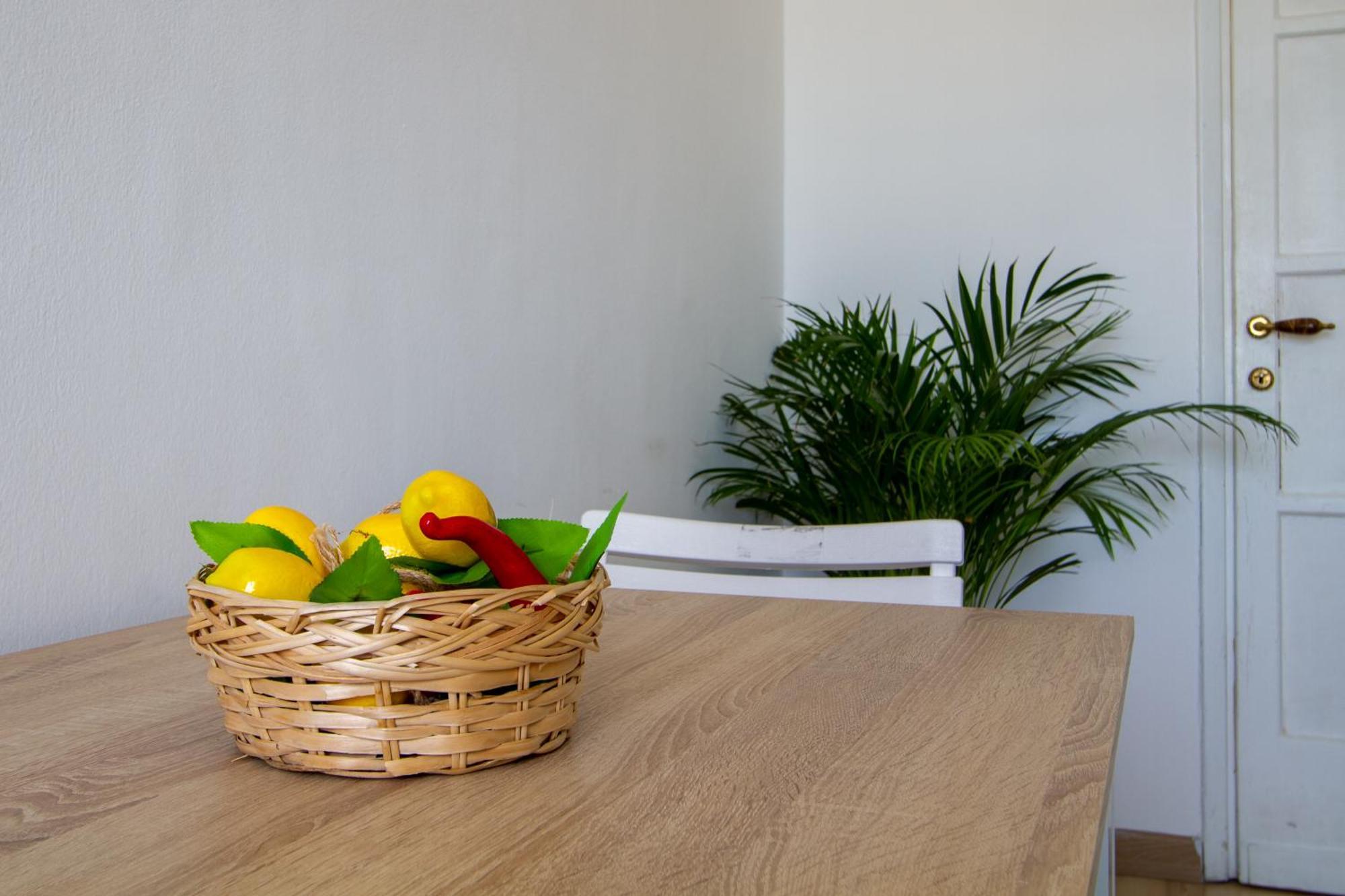 Station - Via Gioia 71 - M3 Sondrio Apartment