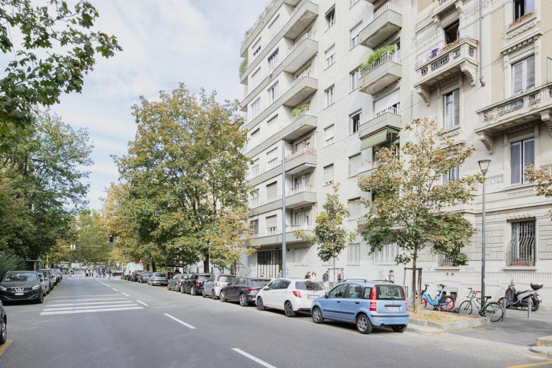 Easylife - Attico 230mq Con Terrazza Area Bocconi Apartment *