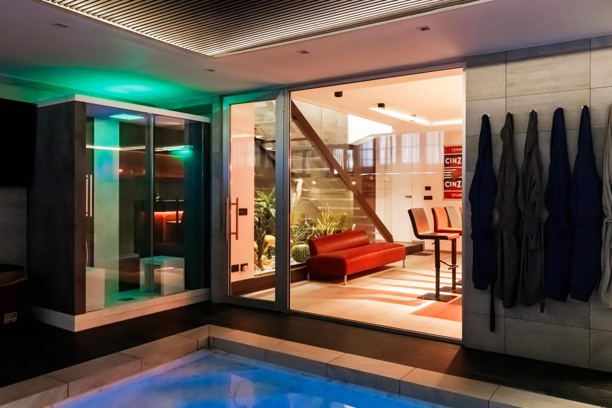 N18 Luxury Boutique With A Private Pool & Spa Milan