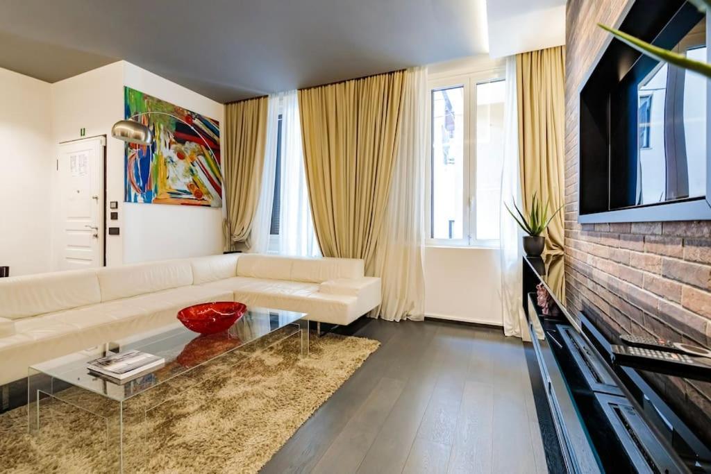 N18 Luxury Boutique With A Private Pool & Spa Apartment