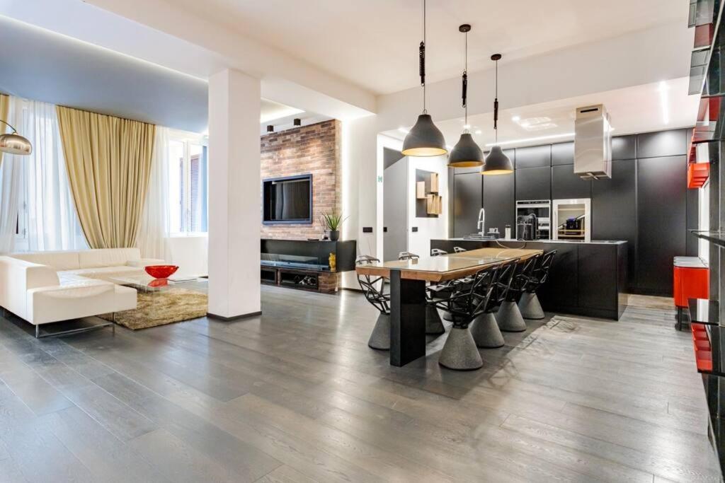 Apartment N18 Luxury Boutique With A Private Pool & Spa