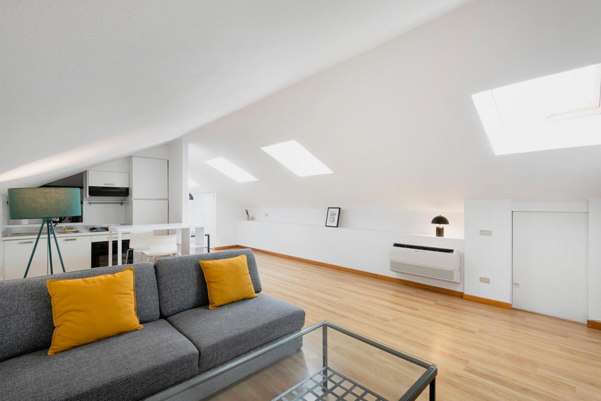Apartamento Relstay - Arco Della Pace - Sunny Loft *