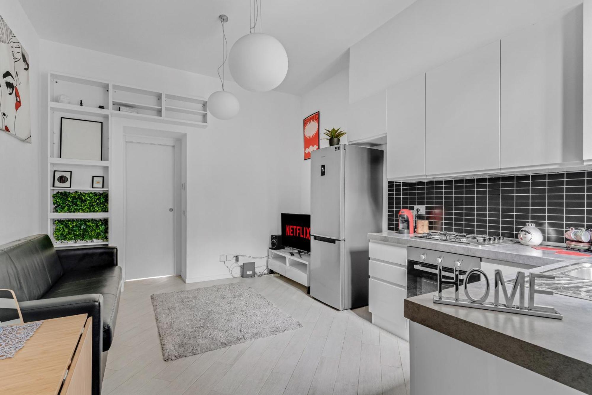 Cav4 - In The Heart Of - Apartment Milan