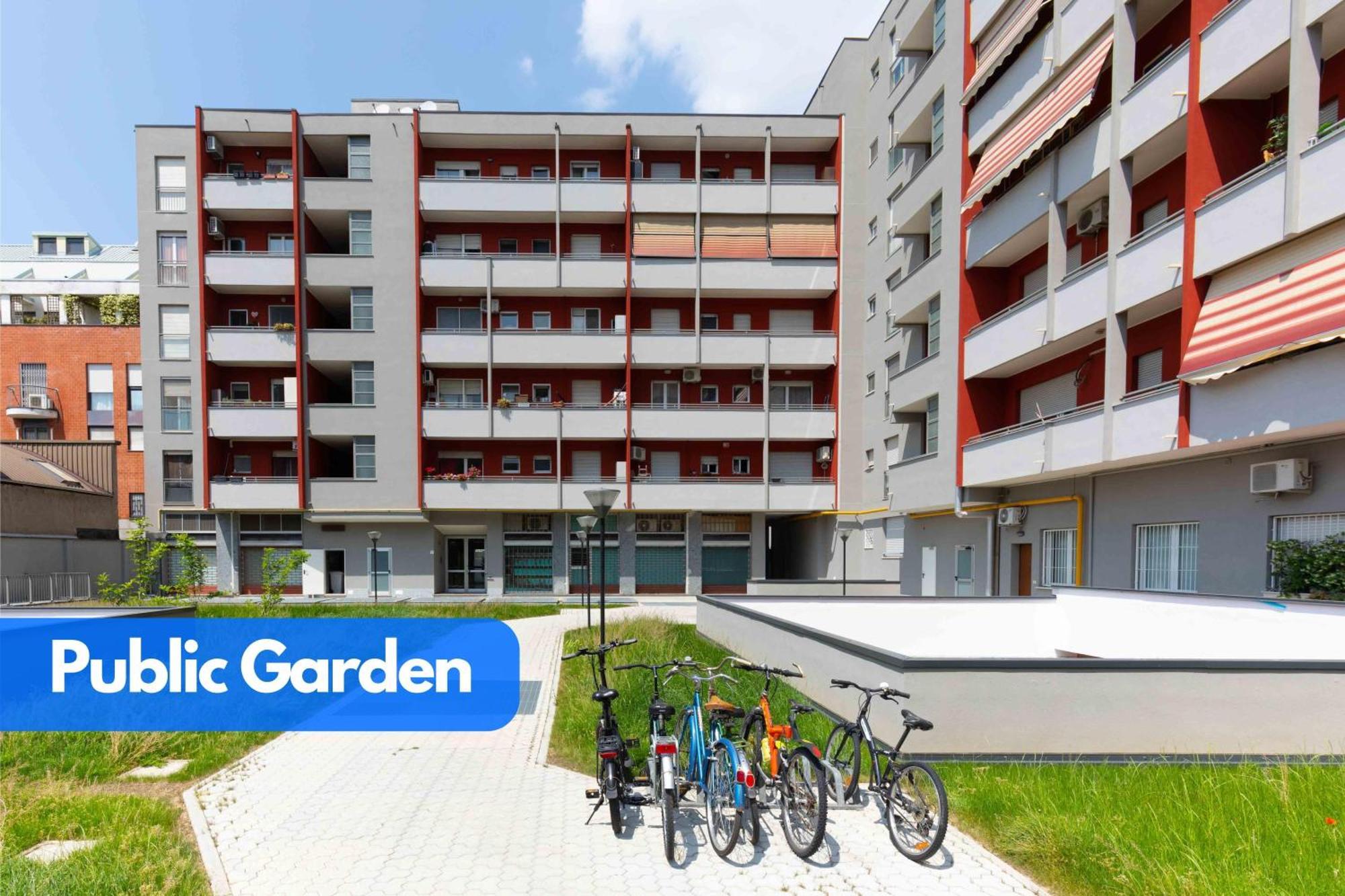 The Green House - Private Parking And Balcony Apartamento