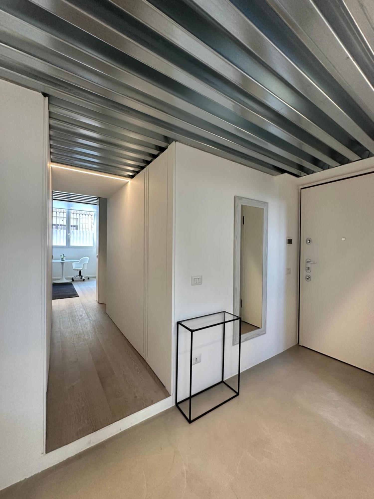 Apartment White In *