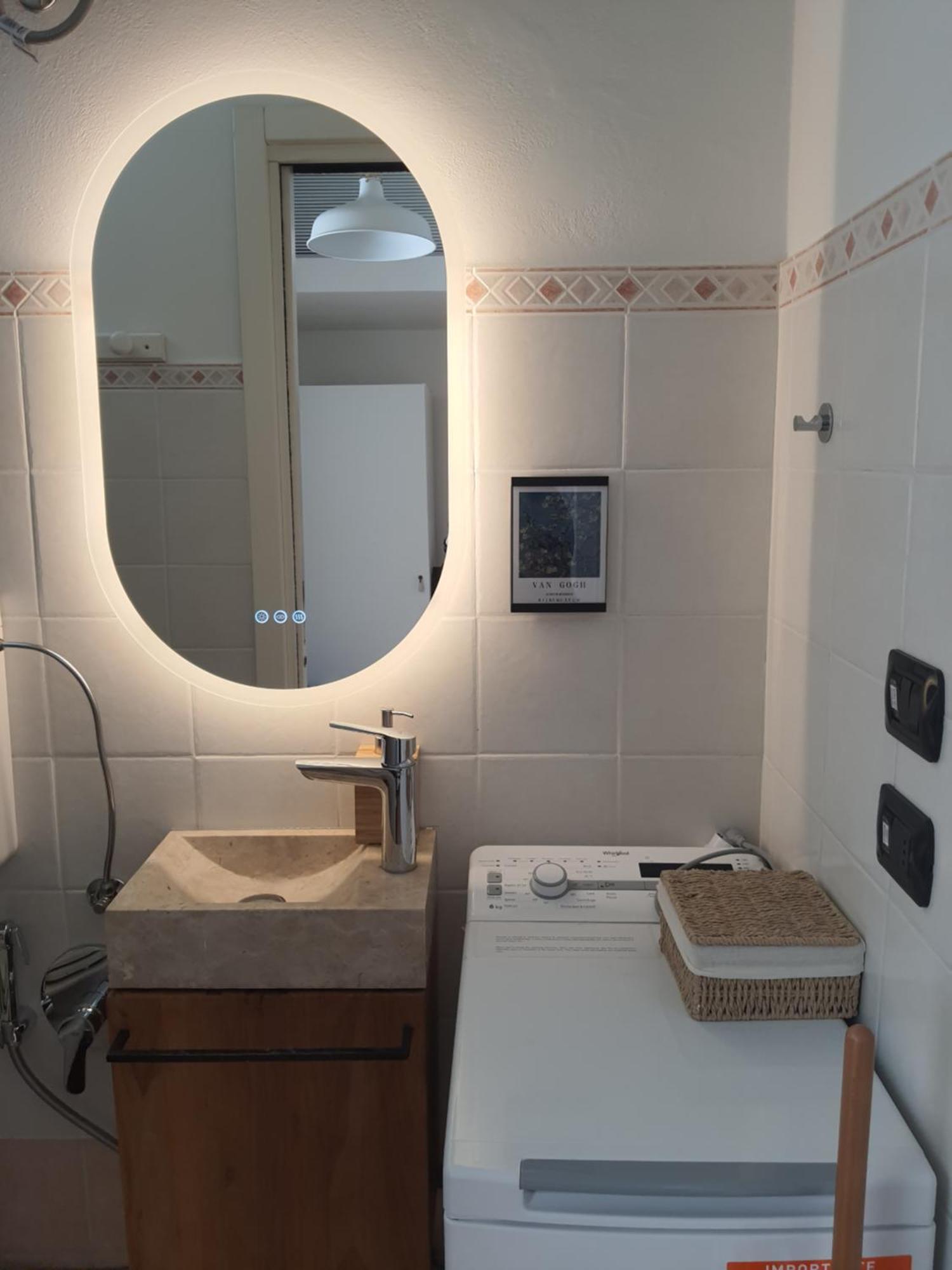Apartamento Elegante Monolocale - Pecchio 1930