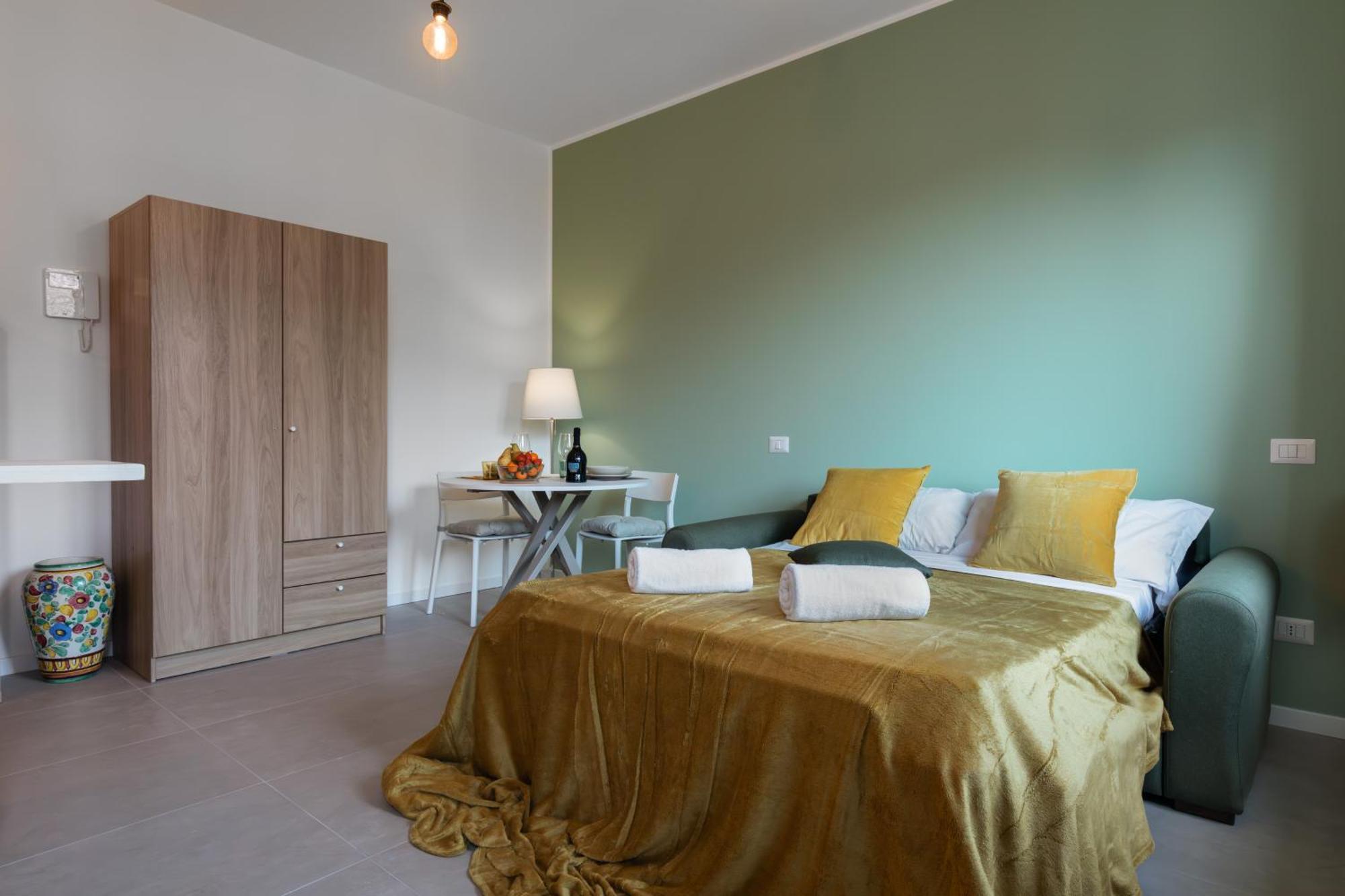 Apartment § Littlesuitebande § *