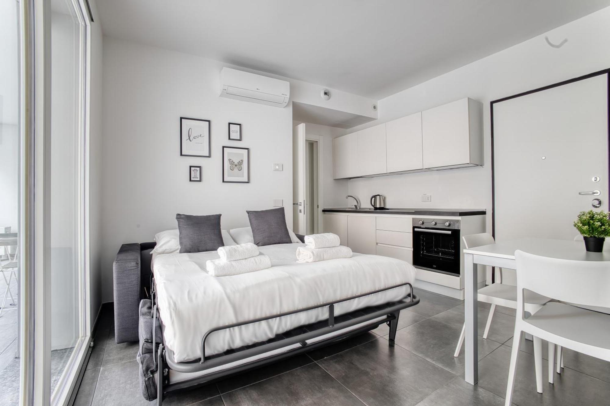 Just Urban - With 40sqm Terrace - Solari * Milan