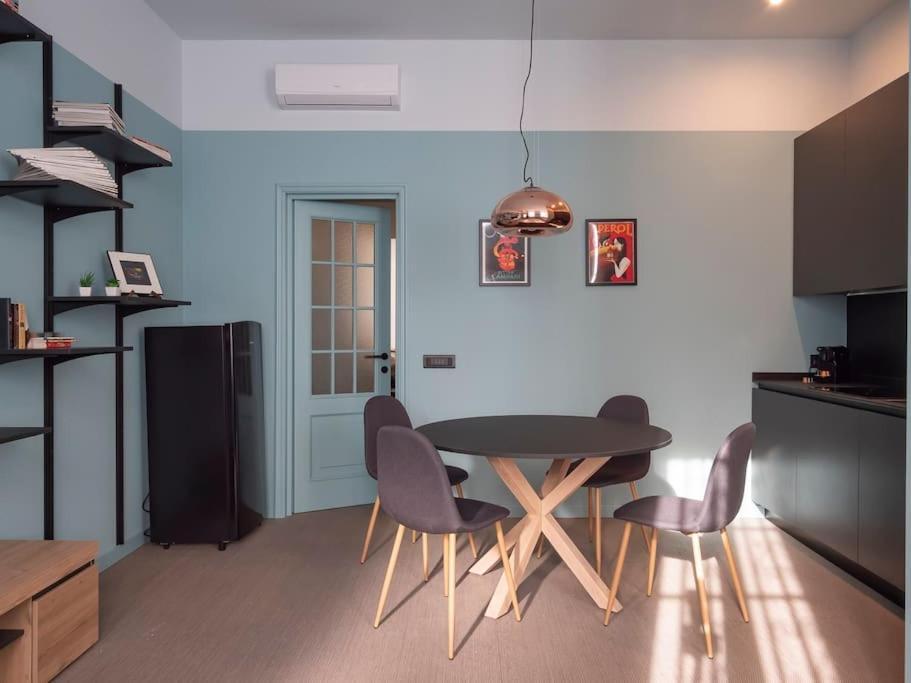 Tiffany Cozy Flat Milan